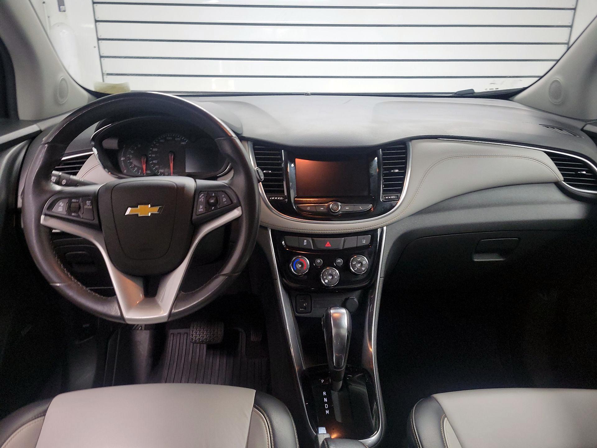 Thumbnail: 2020 Chevrolet Trax - 9