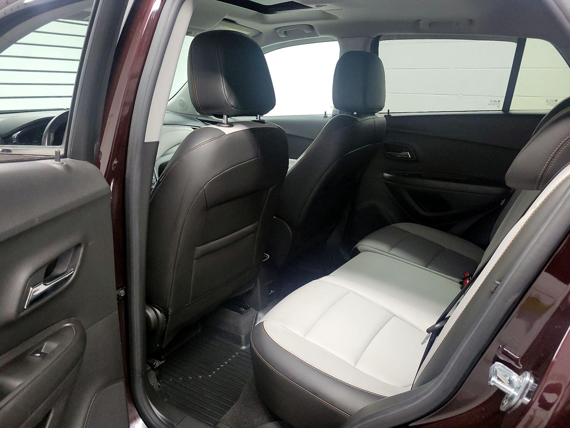 Thumbnail: 2020 Chevrolet Trax - 20