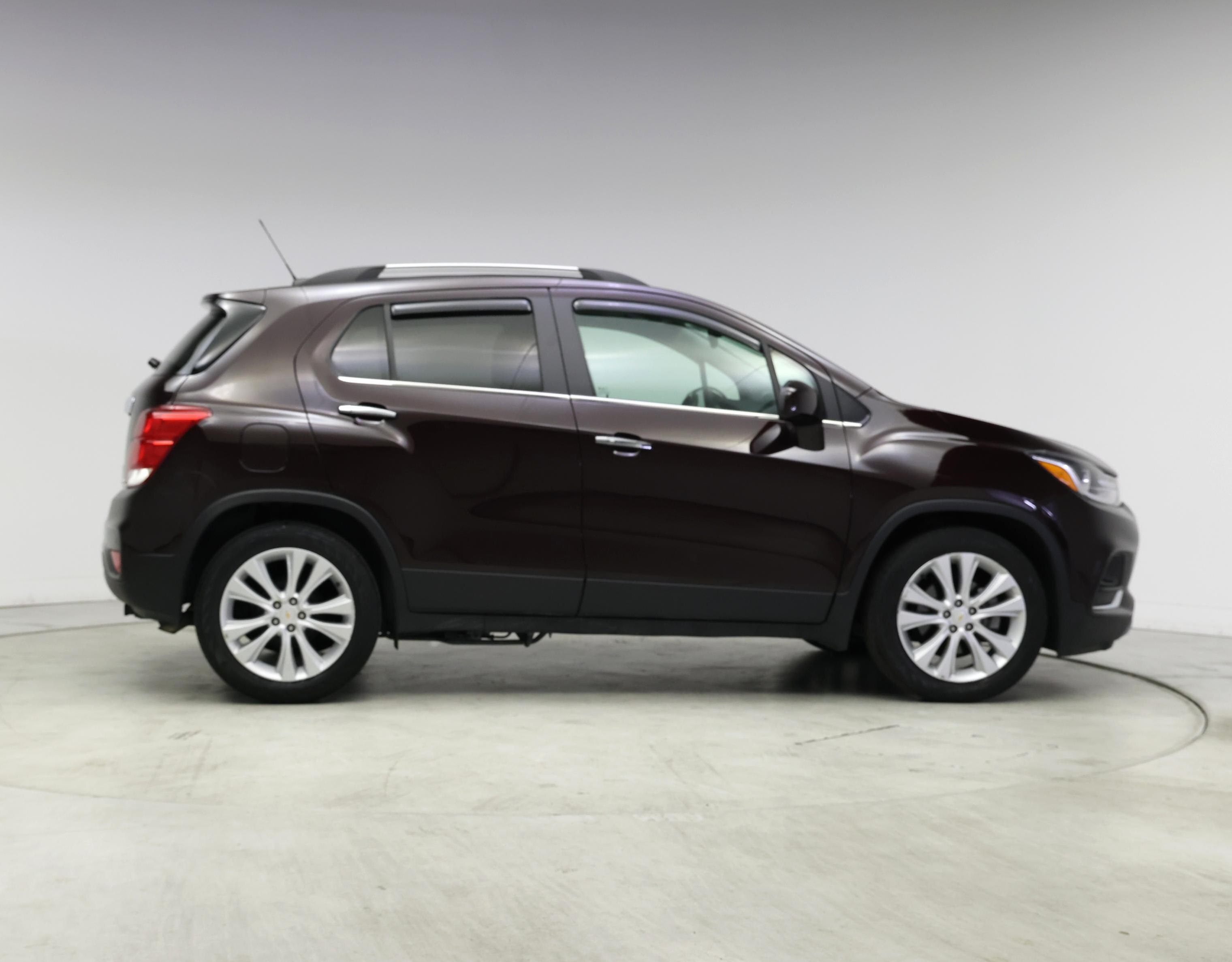 Thumbnail: 2020 Chevrolet Trax - 7