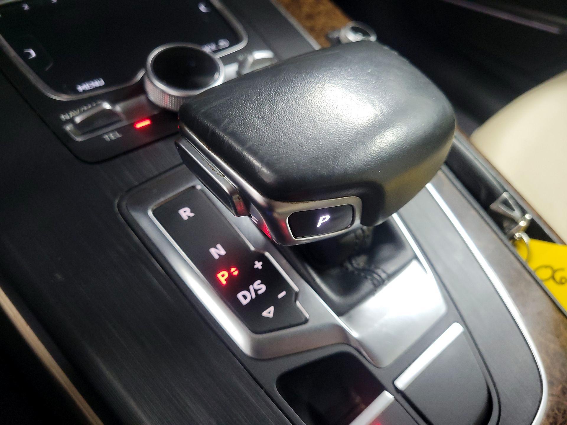 Thumbnail: 2018 Audi Q5 - 15