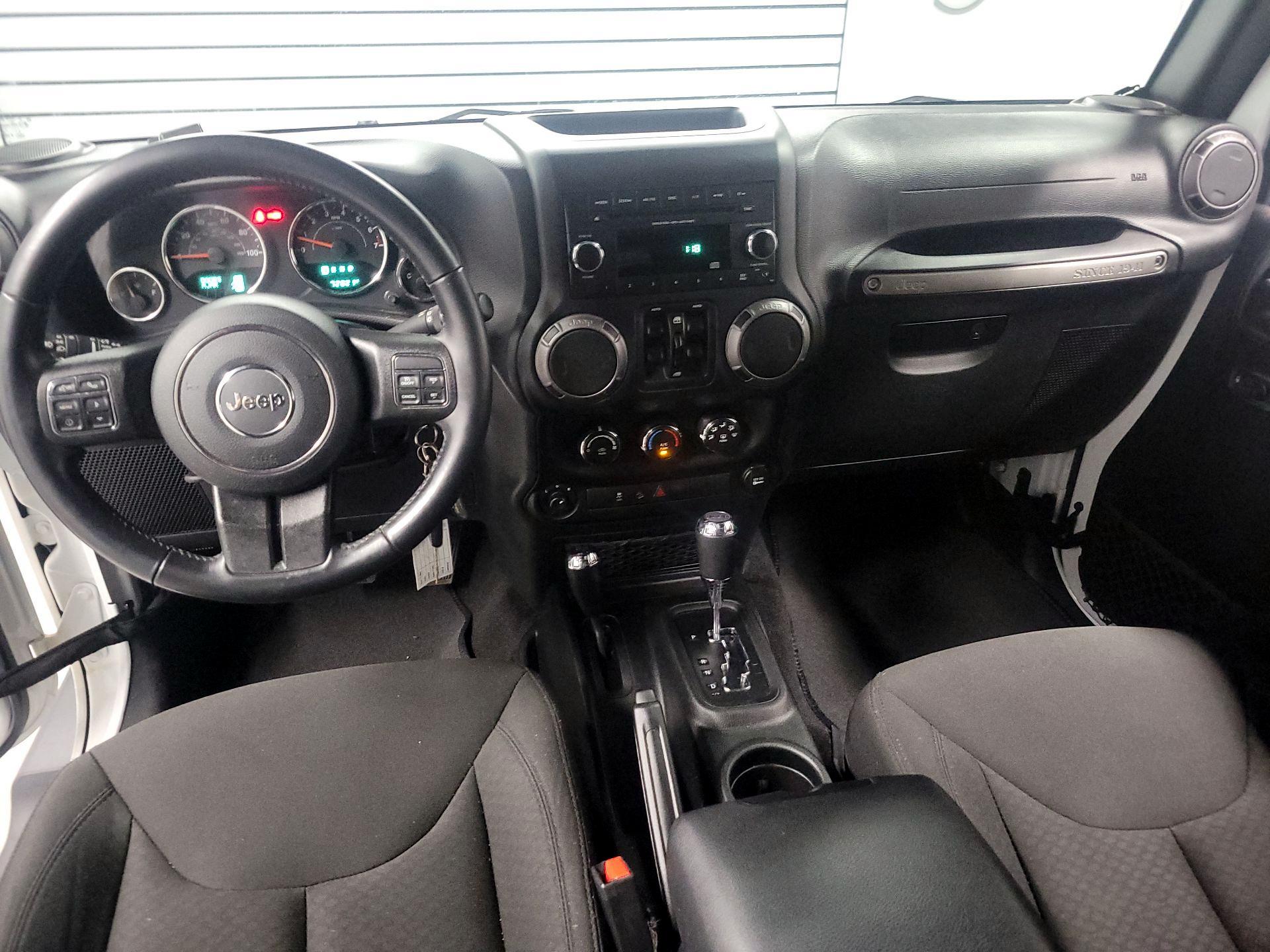 Thumbnail: 2018 Jeep Wrangler - 9