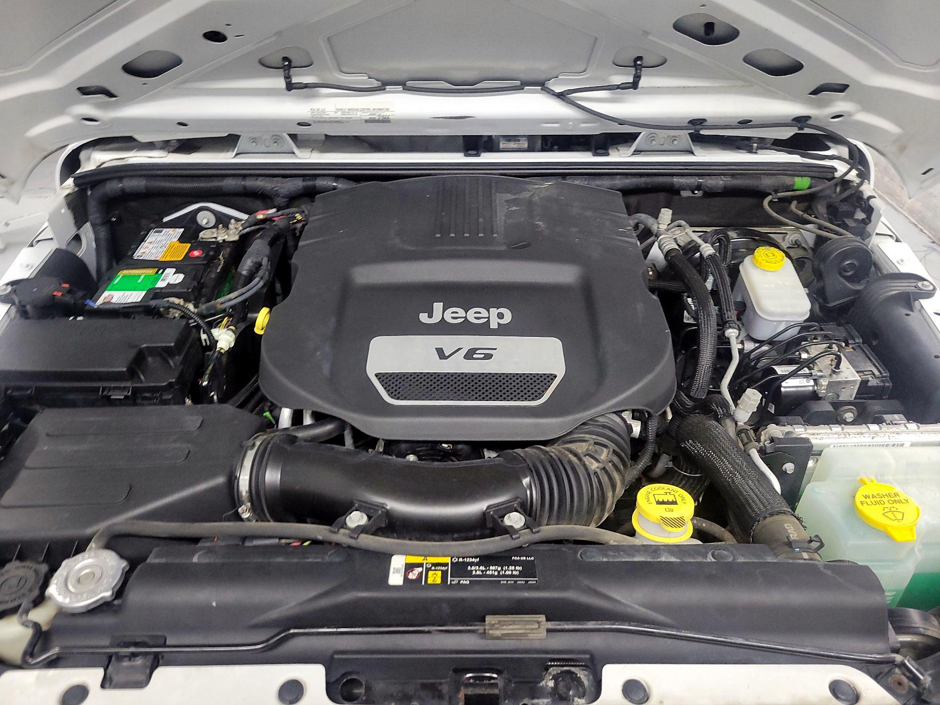 Thumbnail: 2018 Jeep Wrangler - 18