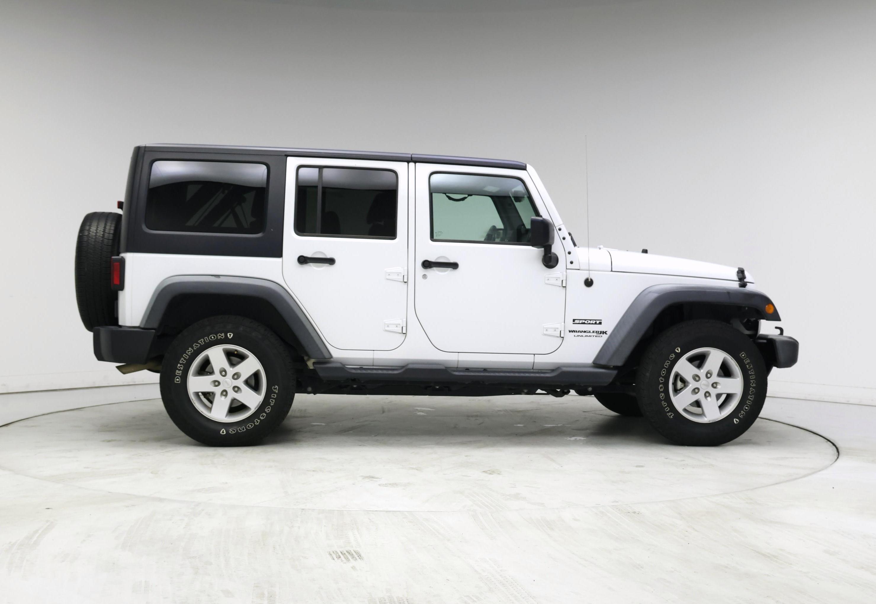 Thumbnail: 2018 Jeep Wrangler - 7