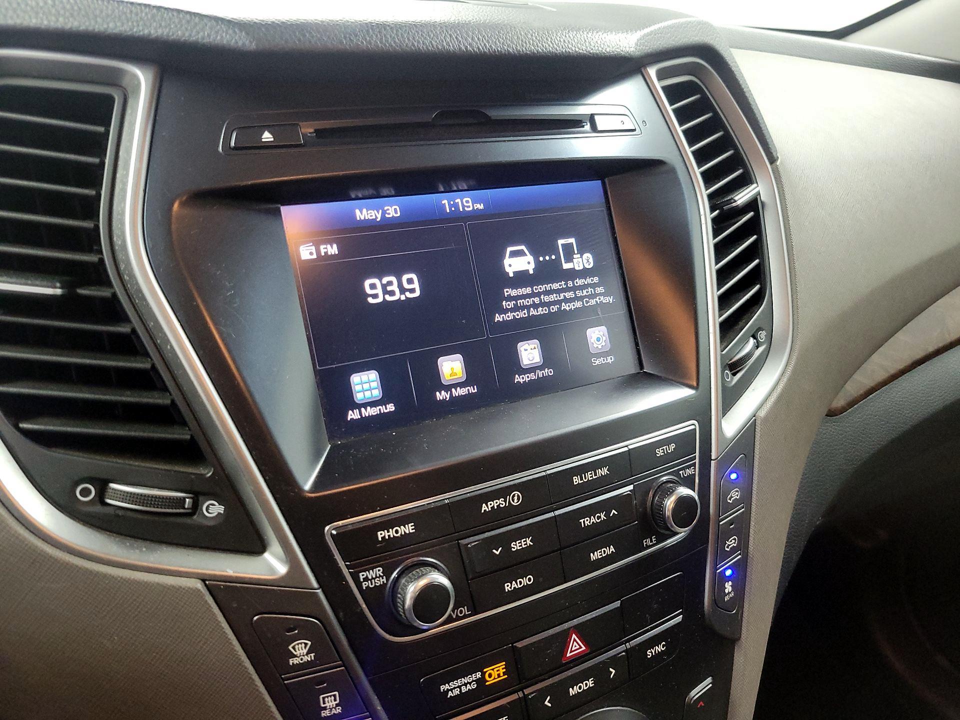 Thumbnail: 2019 Hyundai Santa Fe - 14
