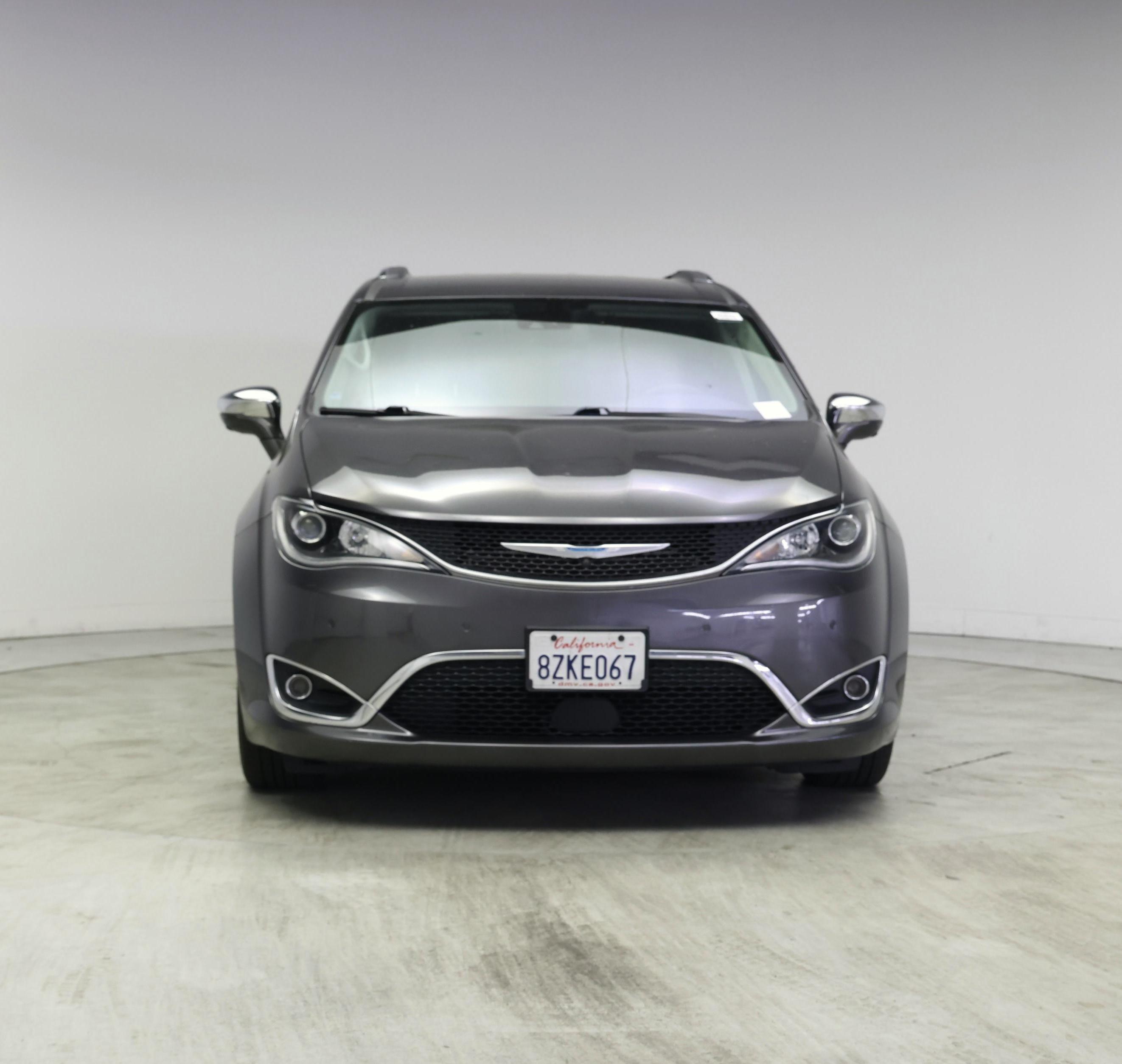 Thumbnail: 2020 Chrysler Pacifica - 5