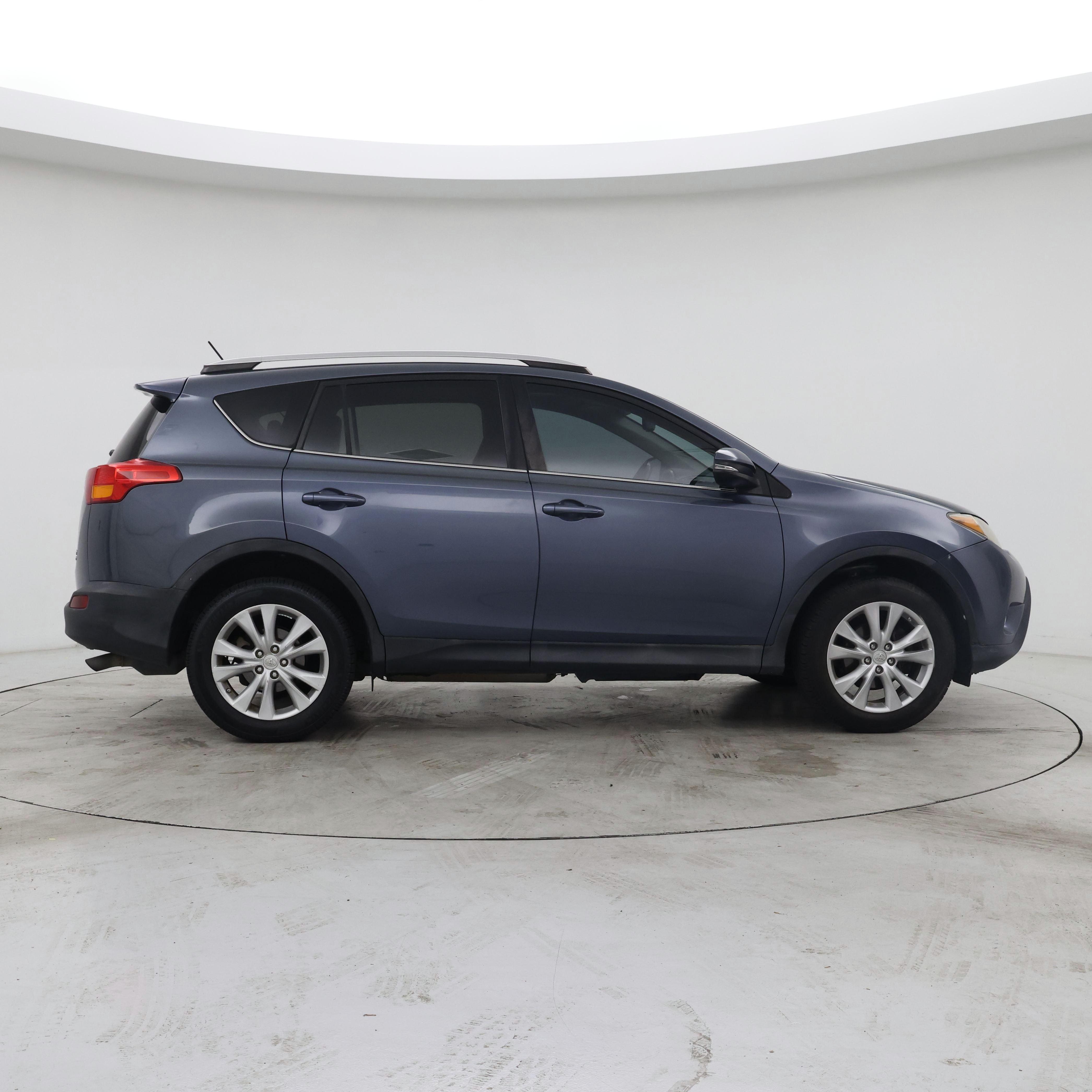 Thumbnail: 2014 Toyota RAV4 - 7