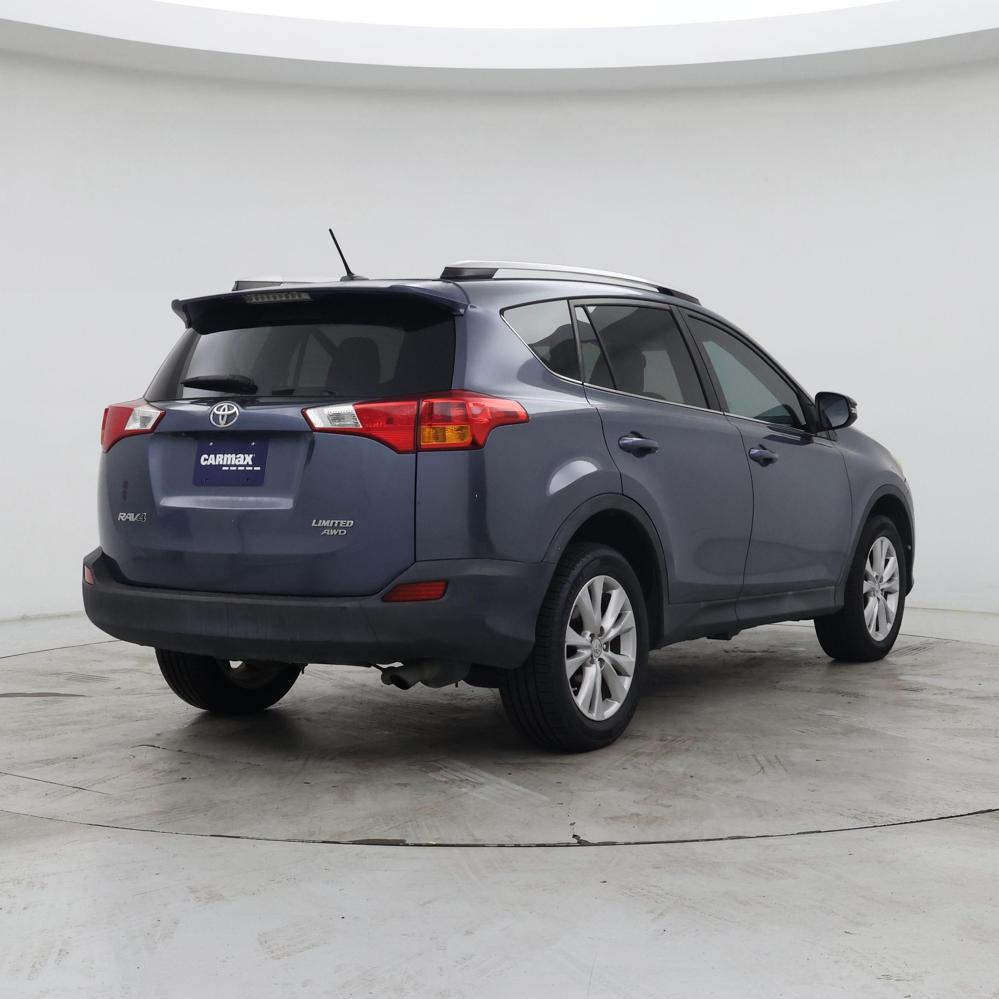 Thumbnail: 2014 Toyota RAV4 - 8