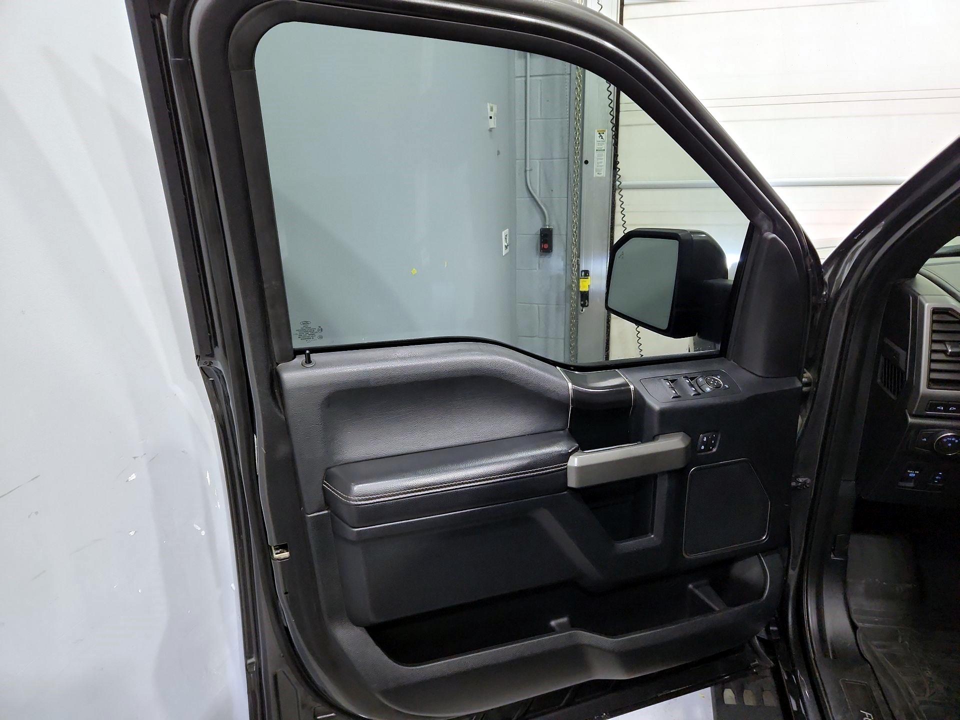 Thumbnail: 2019 Ford F-150 - 12