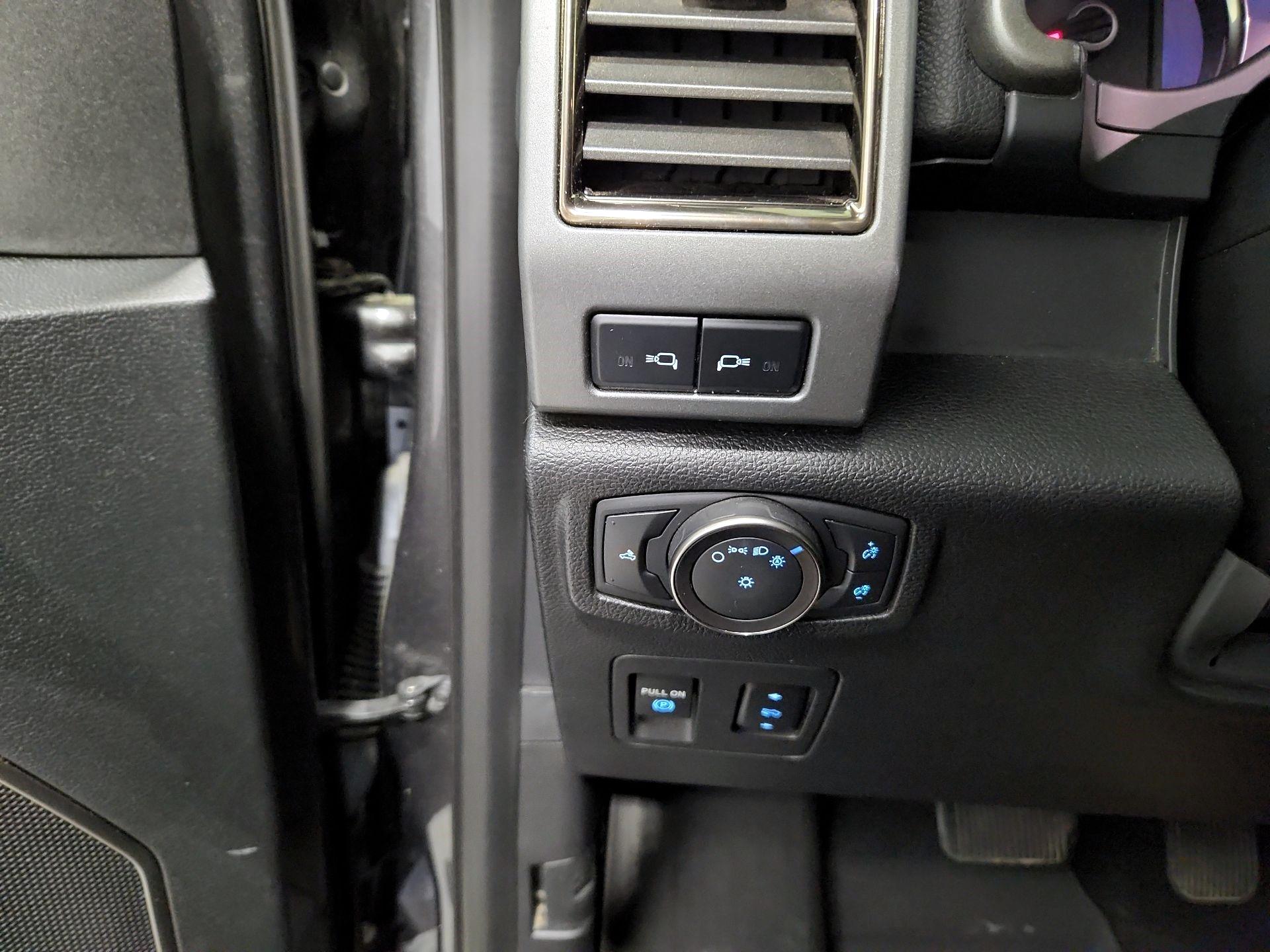 Thumbnail: 2019 Ford F-150 - 13