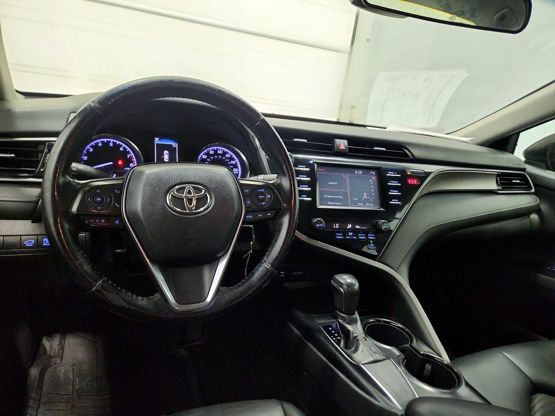 Thumbnail: 2019 Toyota Camry - 9