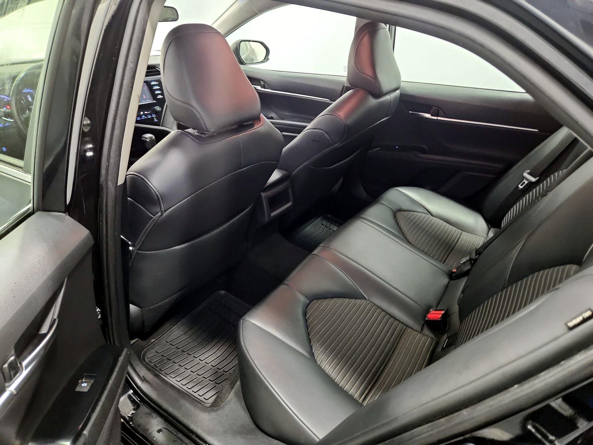 Thumbnail: 2019 Toyota Camry - 19