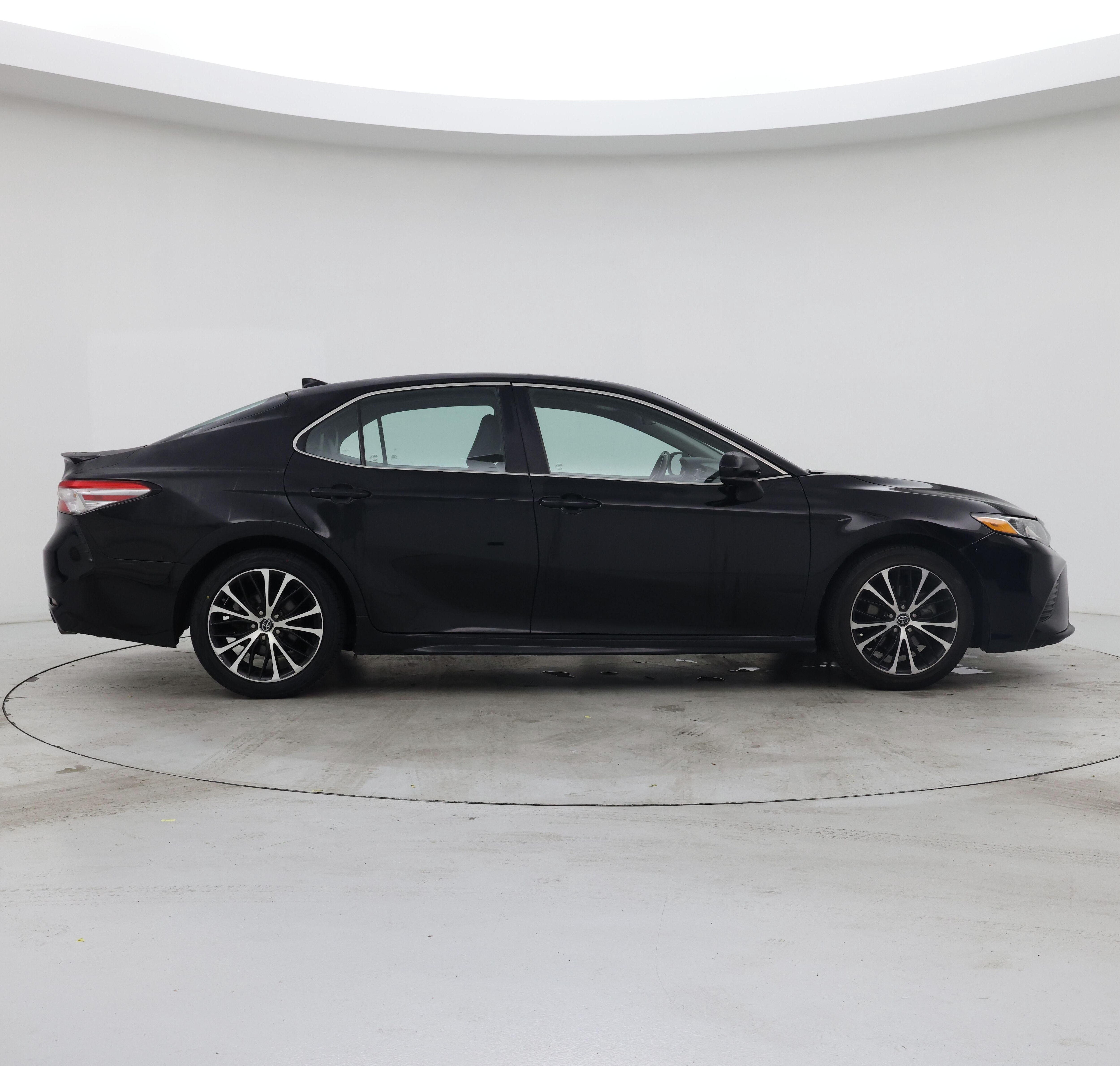 Thumbnail: 2019 Toyota Camry - 7