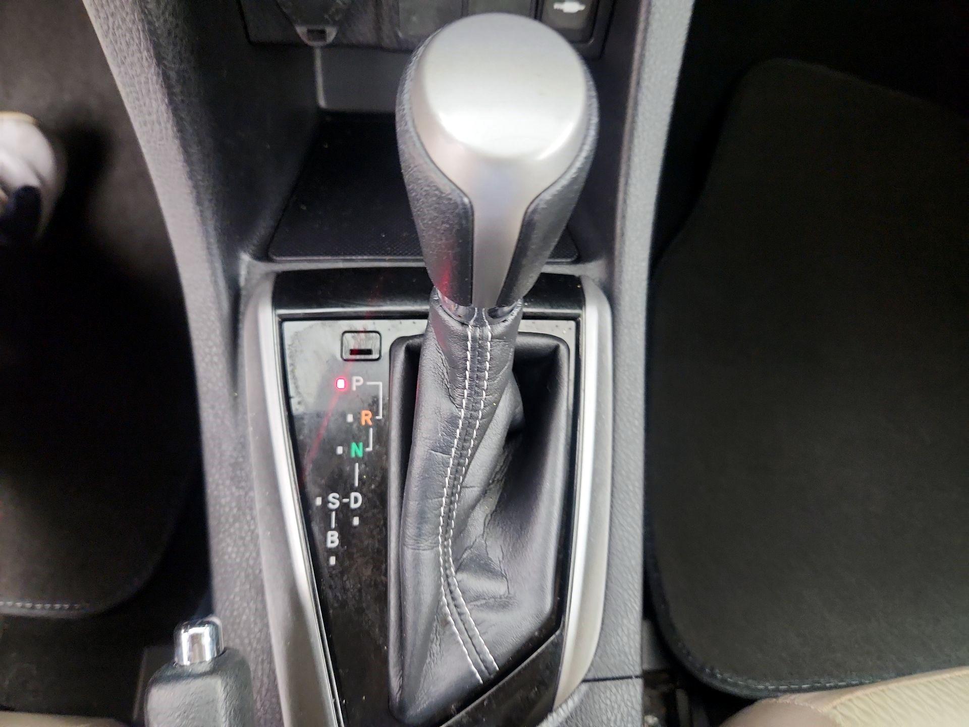 Thumbnail: 2016 Toyota Corolla - 17