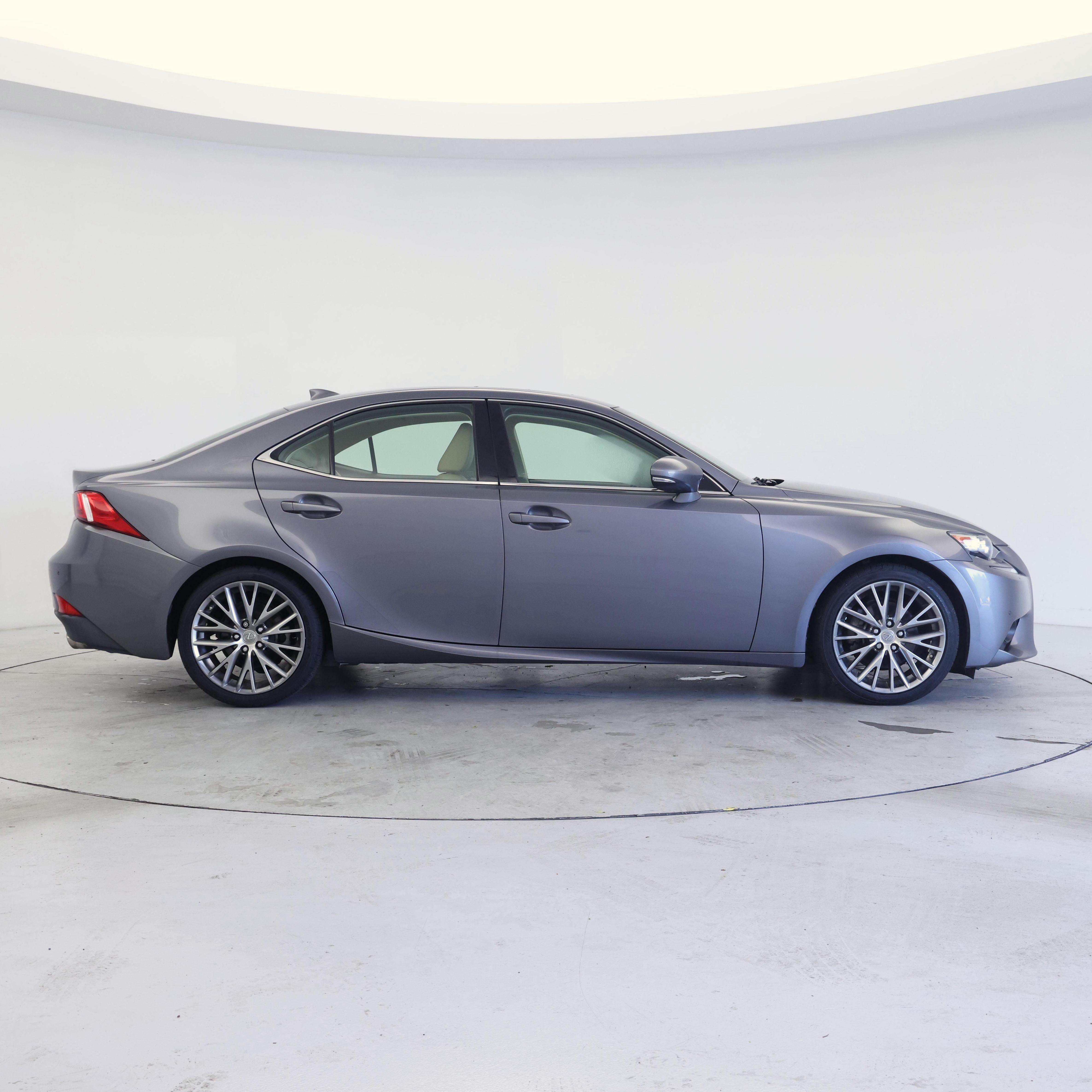 Thumbnail: 2015 Lexus IS - 7