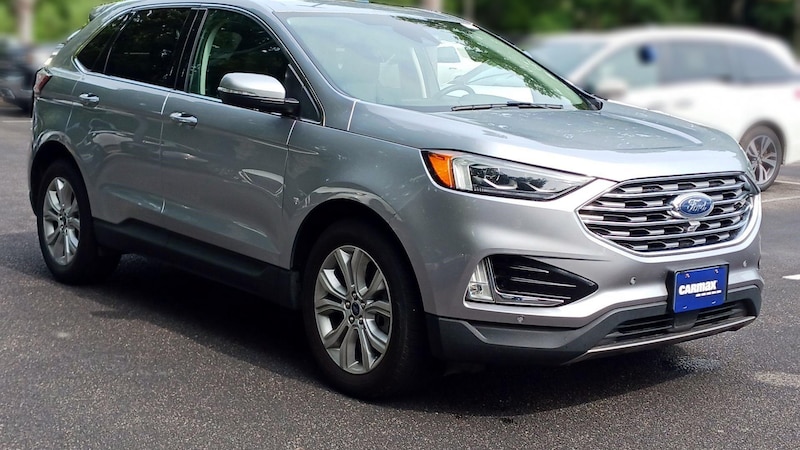2022 Ford Edge Titanium Hero Image