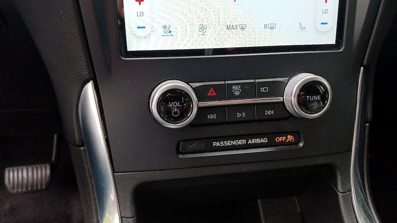 2022 Ford Edge Titanium 15