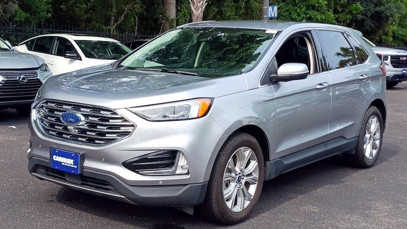 2022 Ford Edge Titanium 3