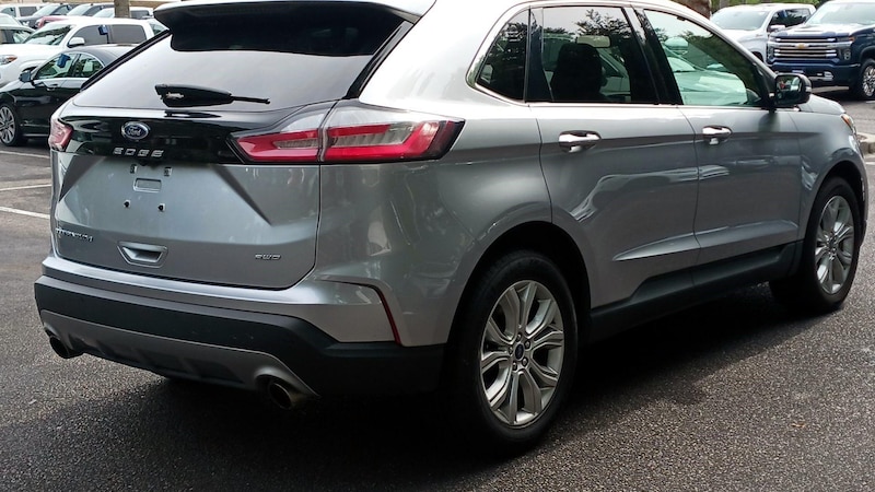 2022 Ford Edge Titanium 5