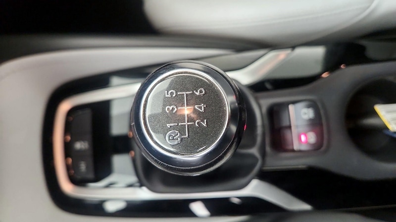 2022 Toyota Corolla XSE 17