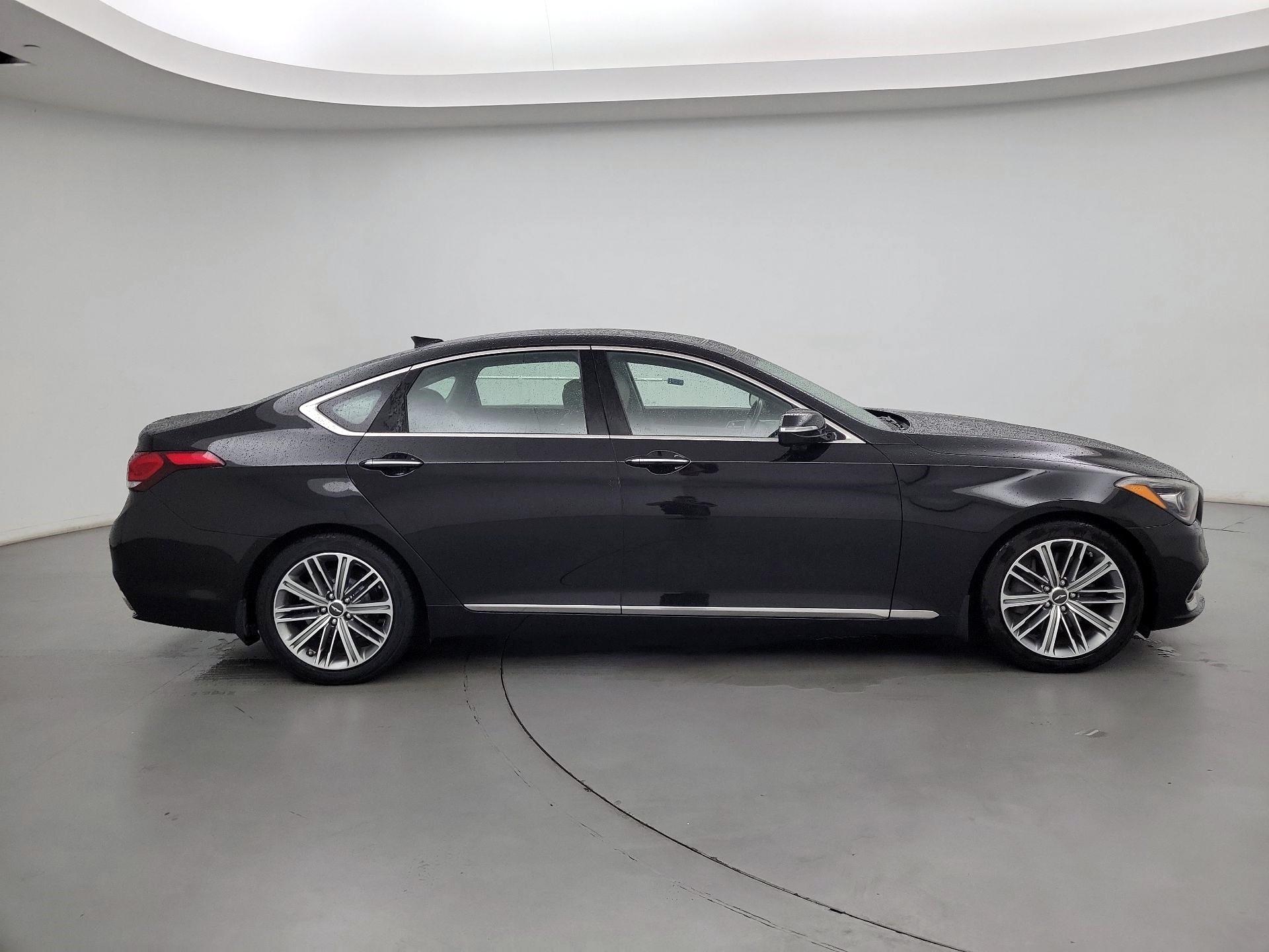 Thumbnail: 2018 Genesis G80 - 4