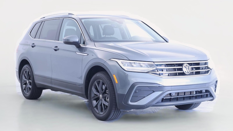 2022 Volkswagen Tiguan SE Hero Image
