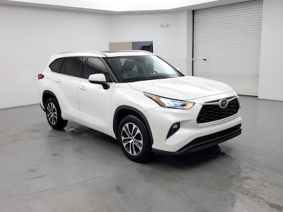 2020 Toyota Highlander XLE -
                Wilmington, NC