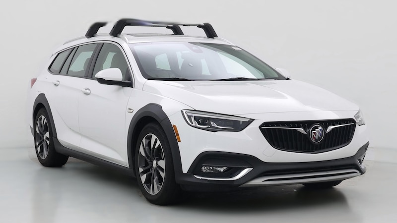 2019 Buick Regal Essence Hero Image