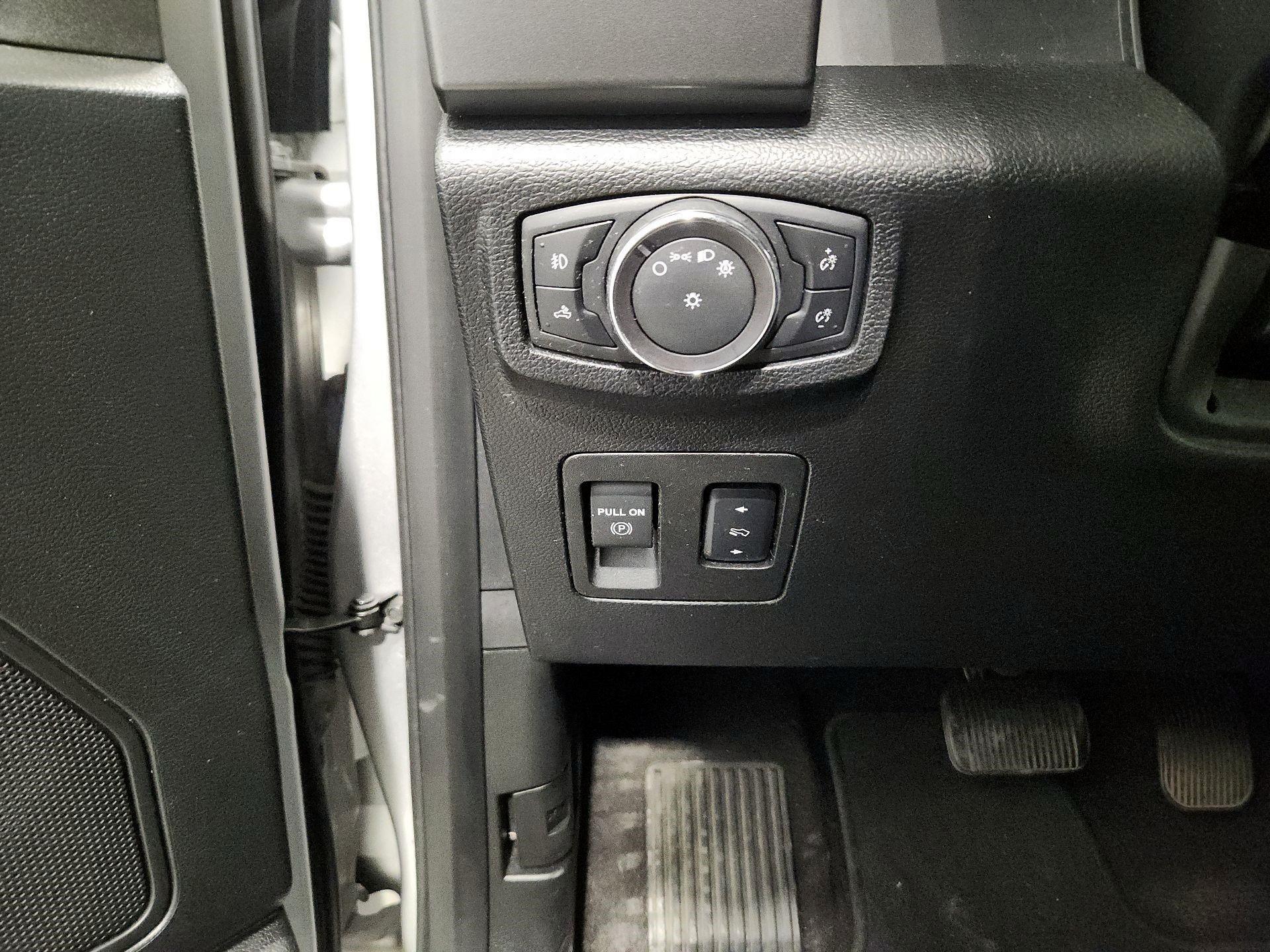 Thumbnail: 2019 Ford F-150 - 13