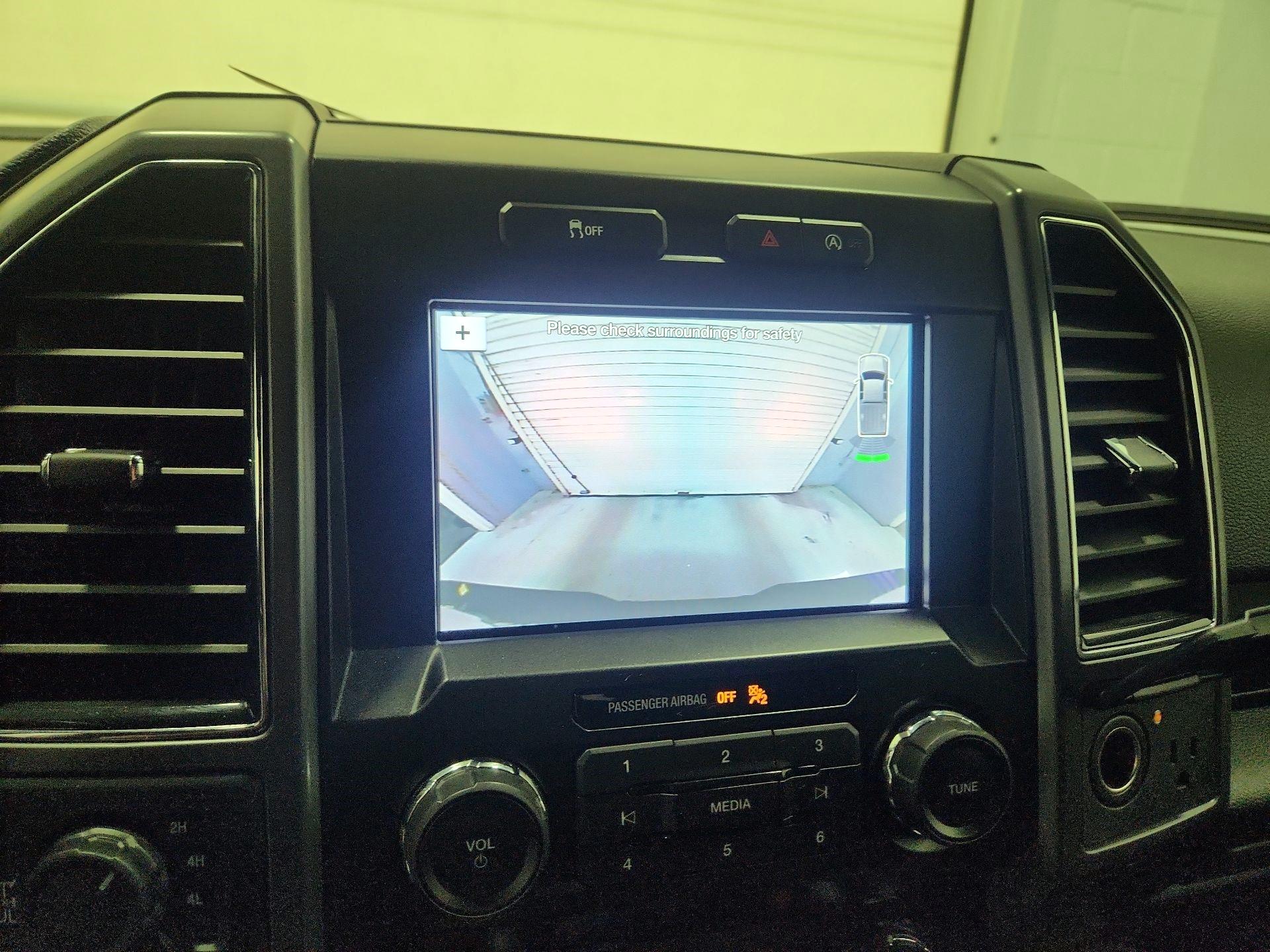 Thumbnail: 2019 Ford F-150 - 15