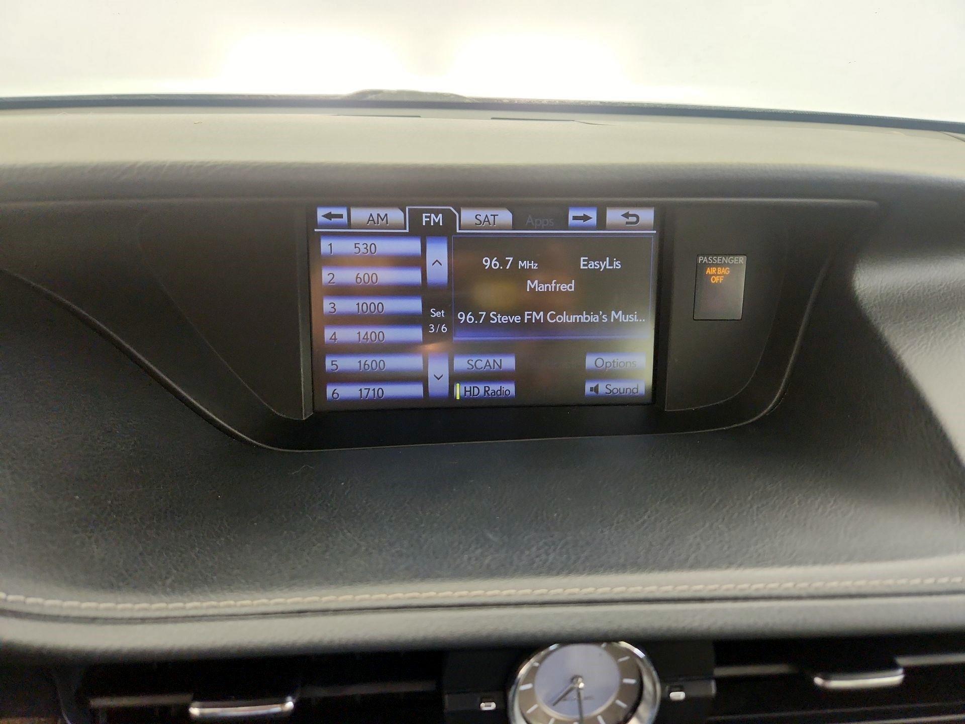 Thumbnail: 2014 Lexus ES - 15