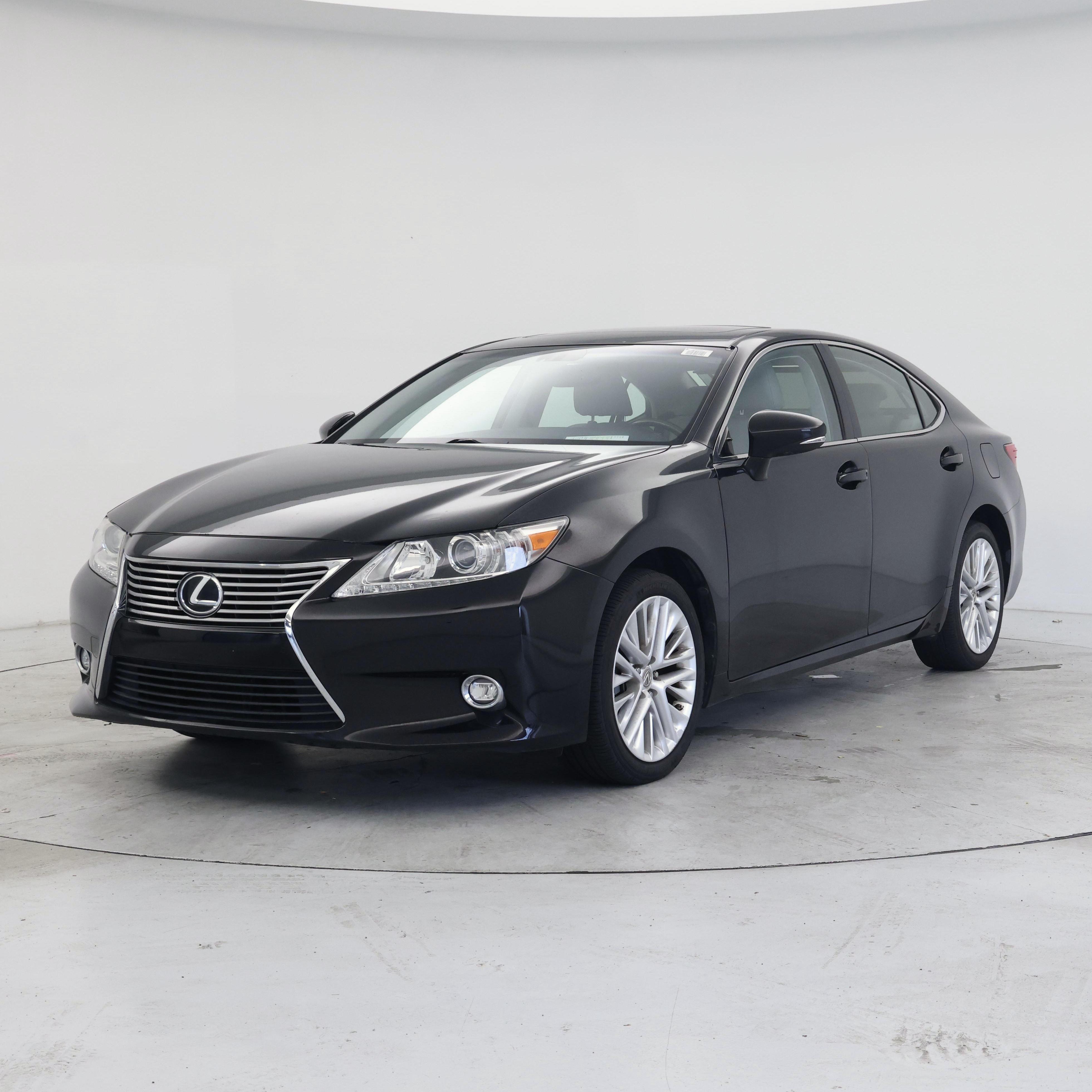Thumbnail: 2014 Lexus ES - 4