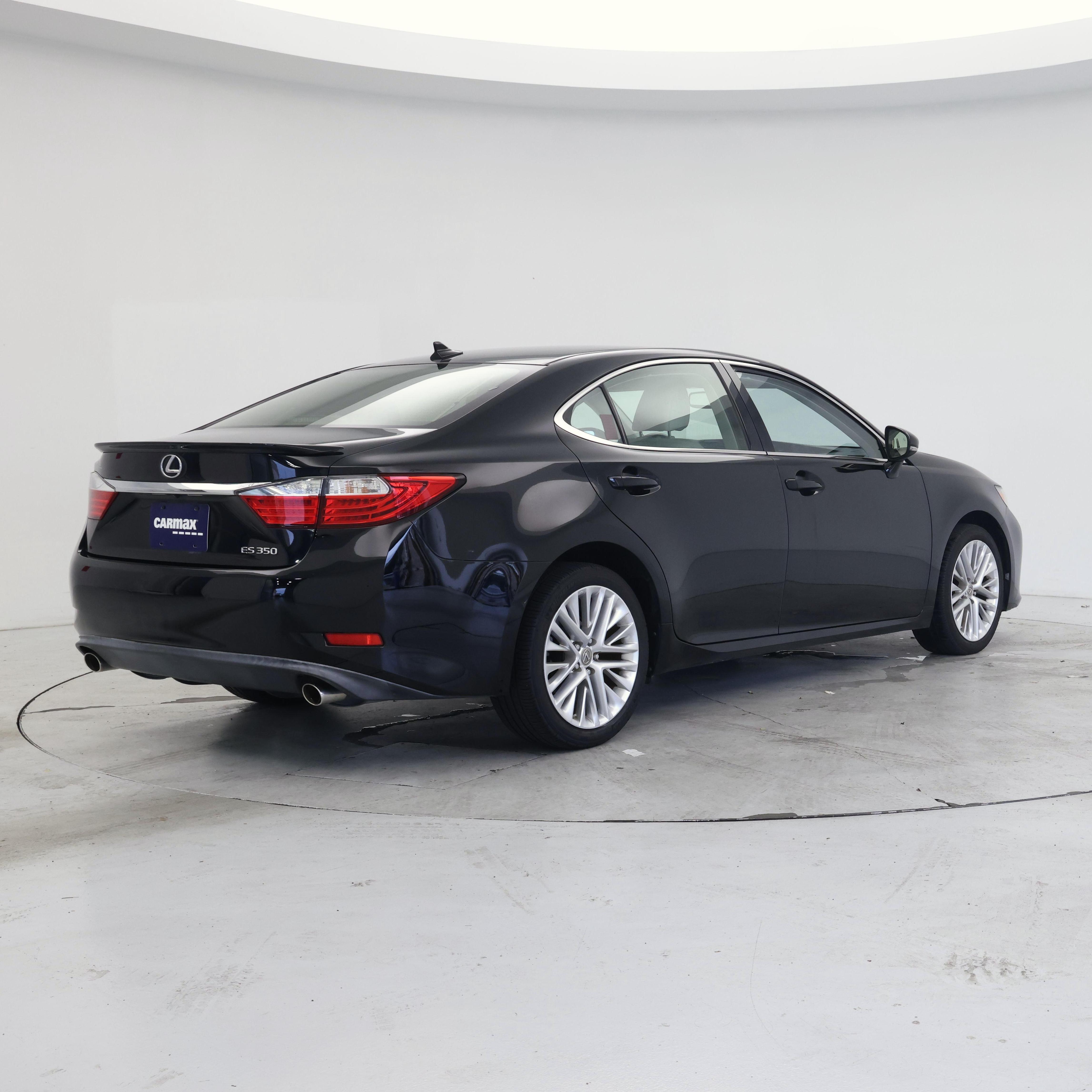 Thumbnail: 2014 Lexus ES - 8