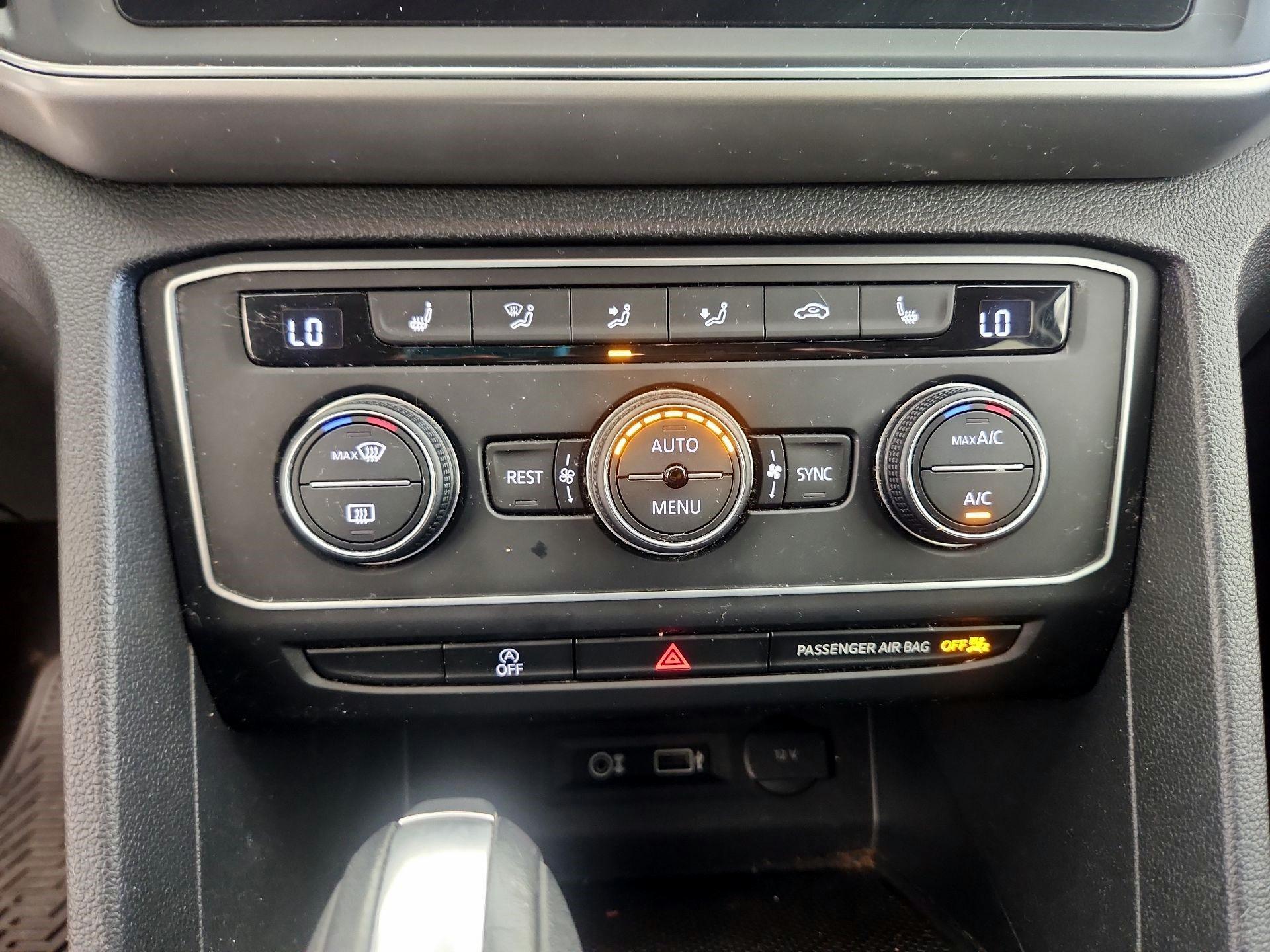 Thumbnail: 2019 Volkswagen Atlas - 16
