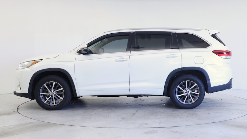 2018 Toyota Highlander XLE 3