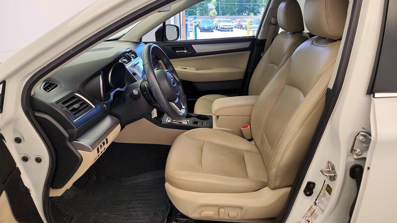 2019 Subaru Outback Premium 11