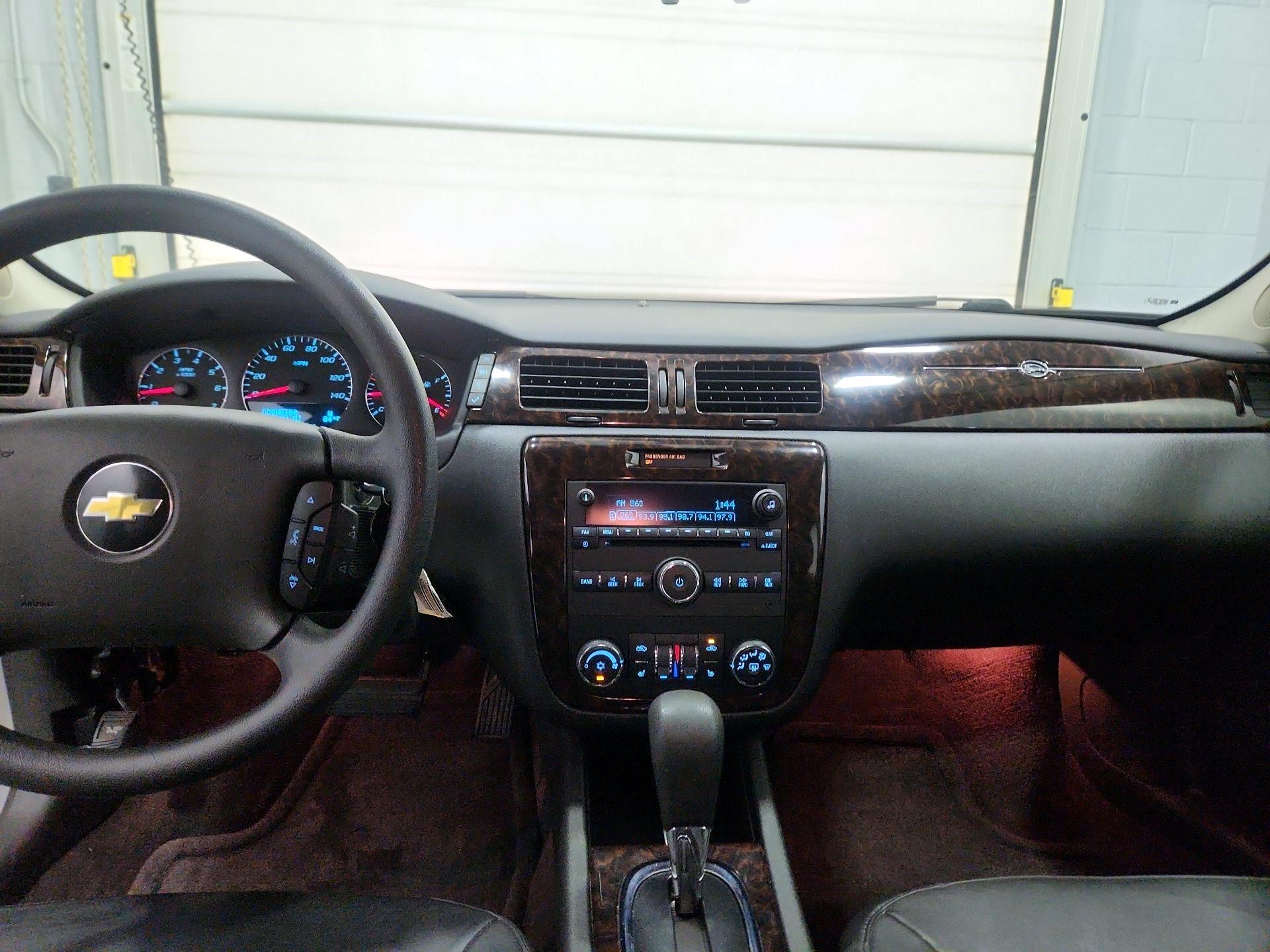 Thumbnail: 2015 Chevrolet Impala - 9