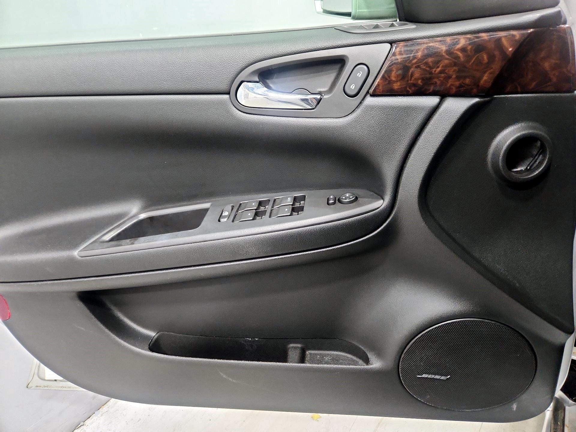 Thumbnail: 2015 Chevrolet Impala - 12