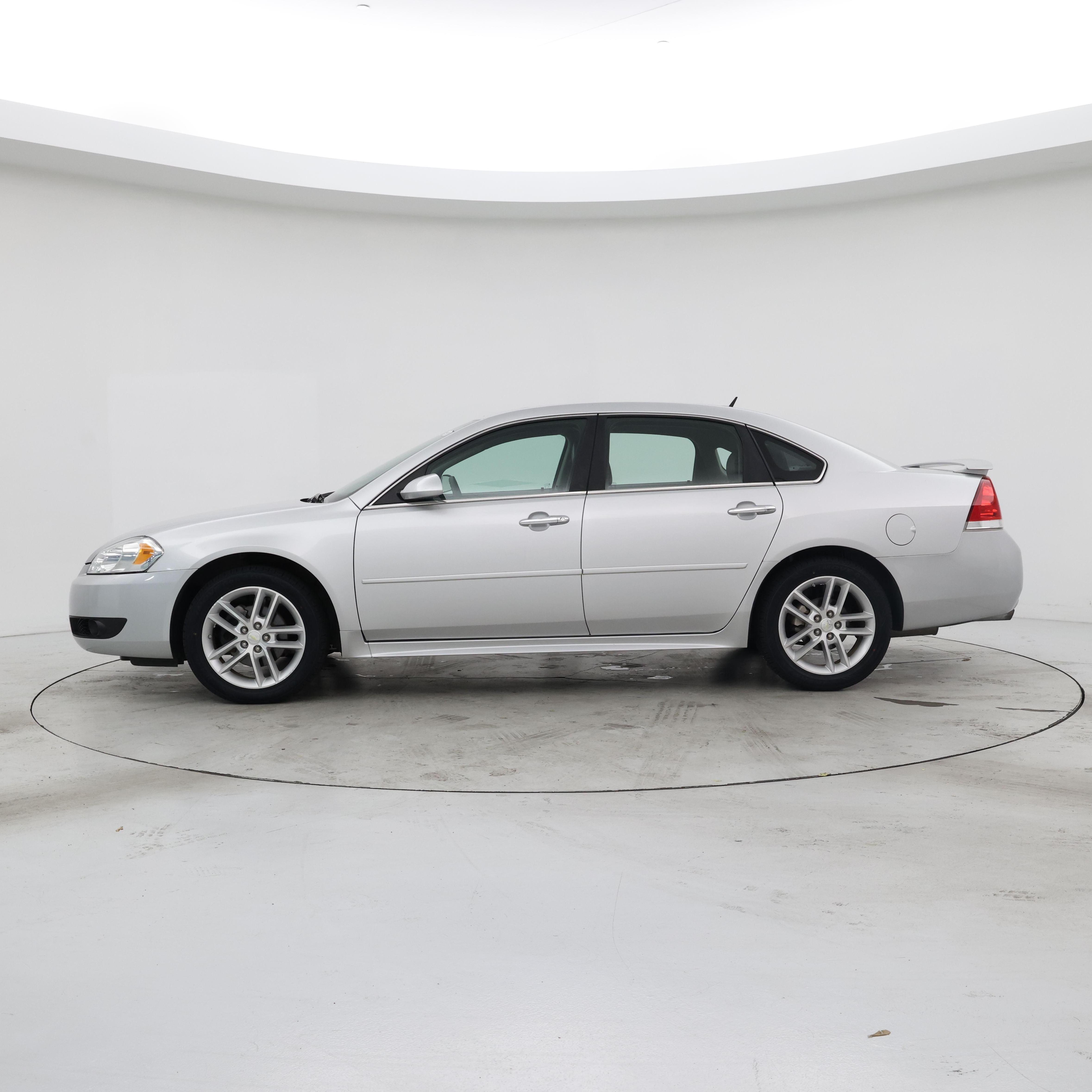 Thumbnail: 2015 Chevrolet Impala - 3