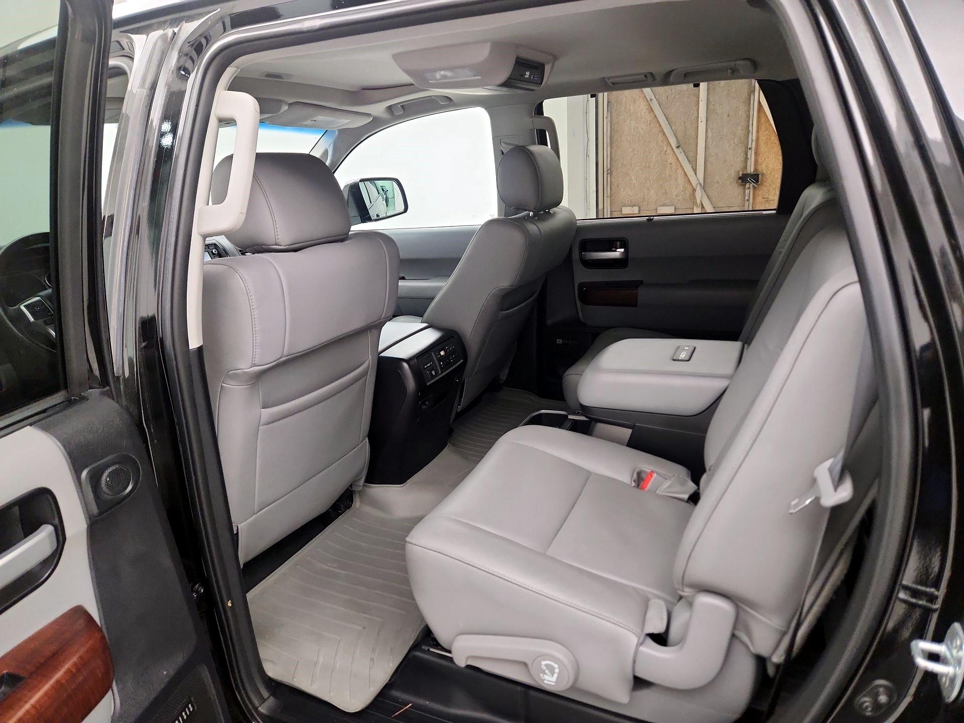 Thumbnail: 2016 Toyota Sequoia - 19