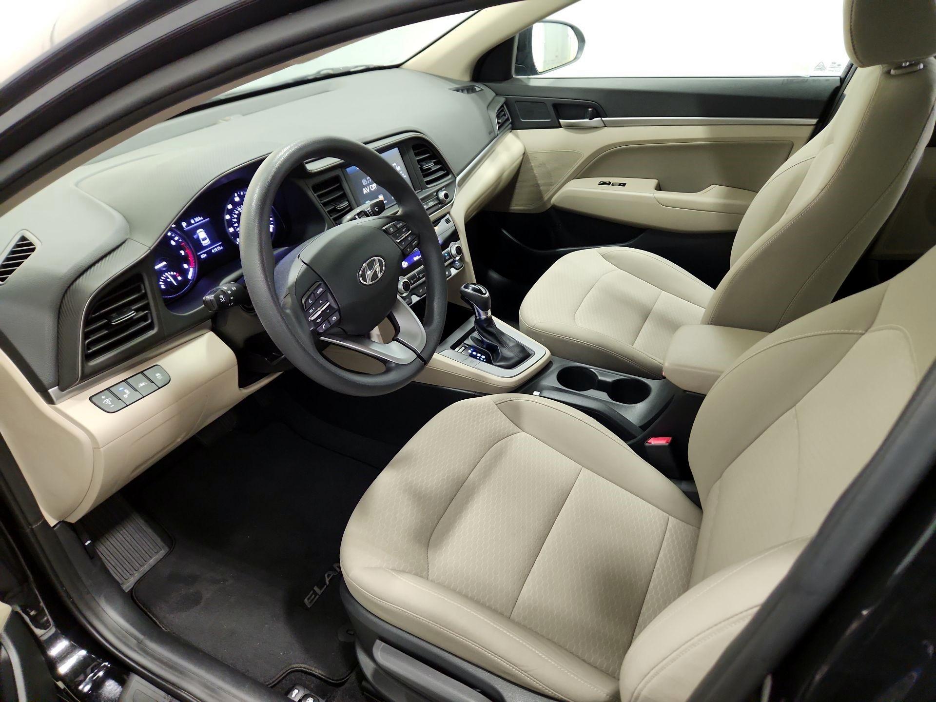 Thumbnail: 2020 Hyundai Elantra - 11