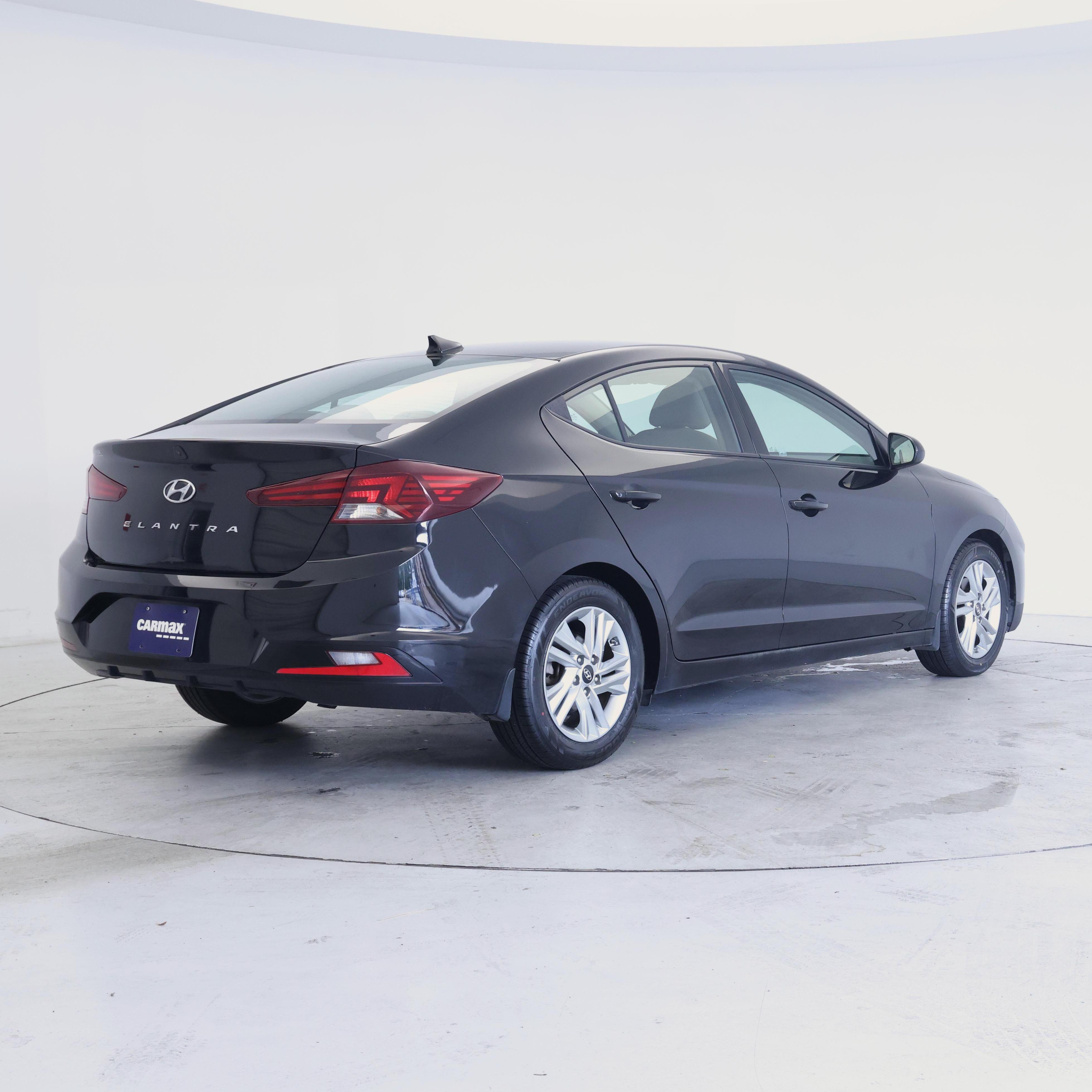 Thumbnail: 2020 Hyundai Elantra - 8