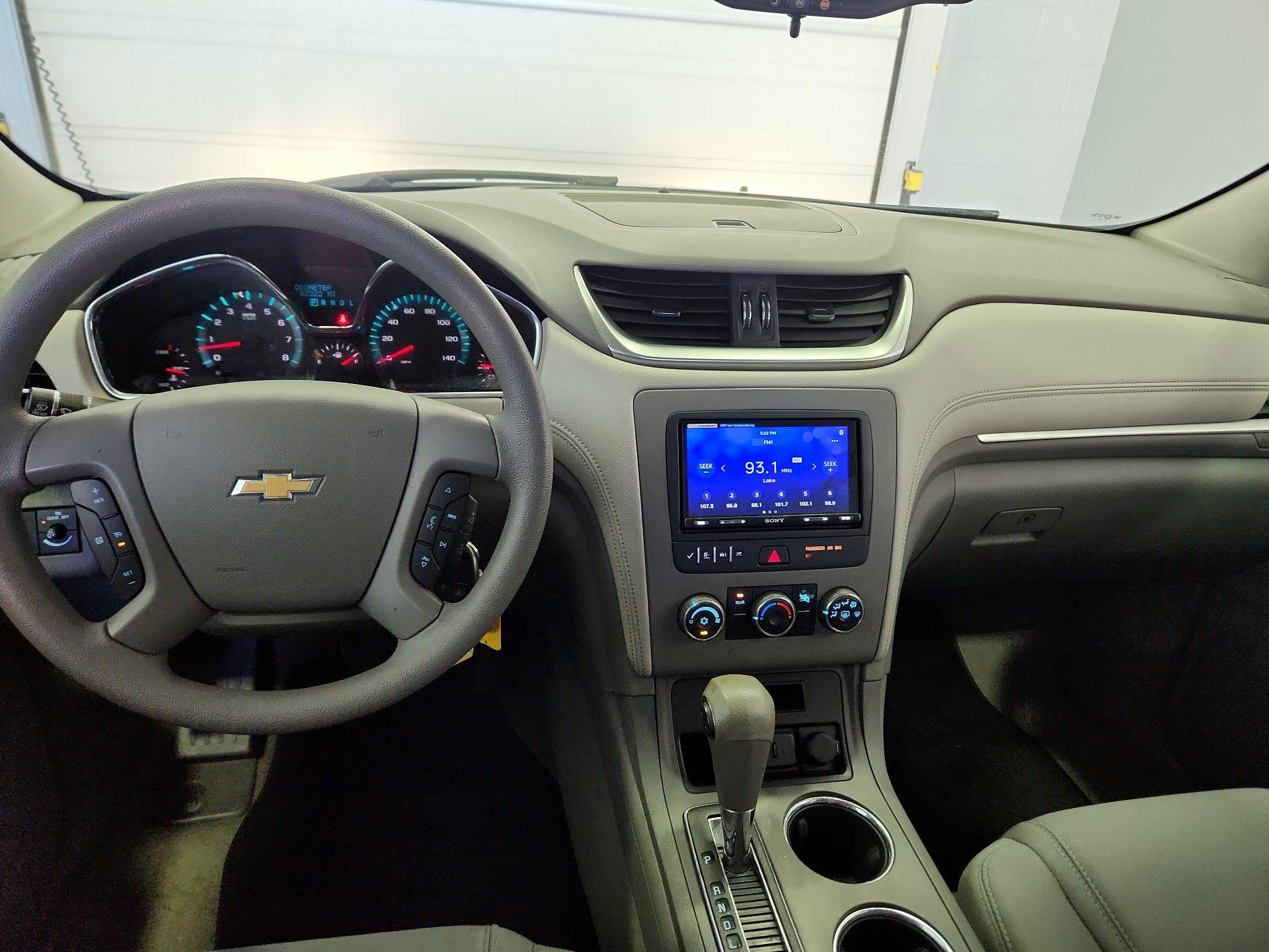 Thumbnail: 2016 Chevrolet Traverse - 9