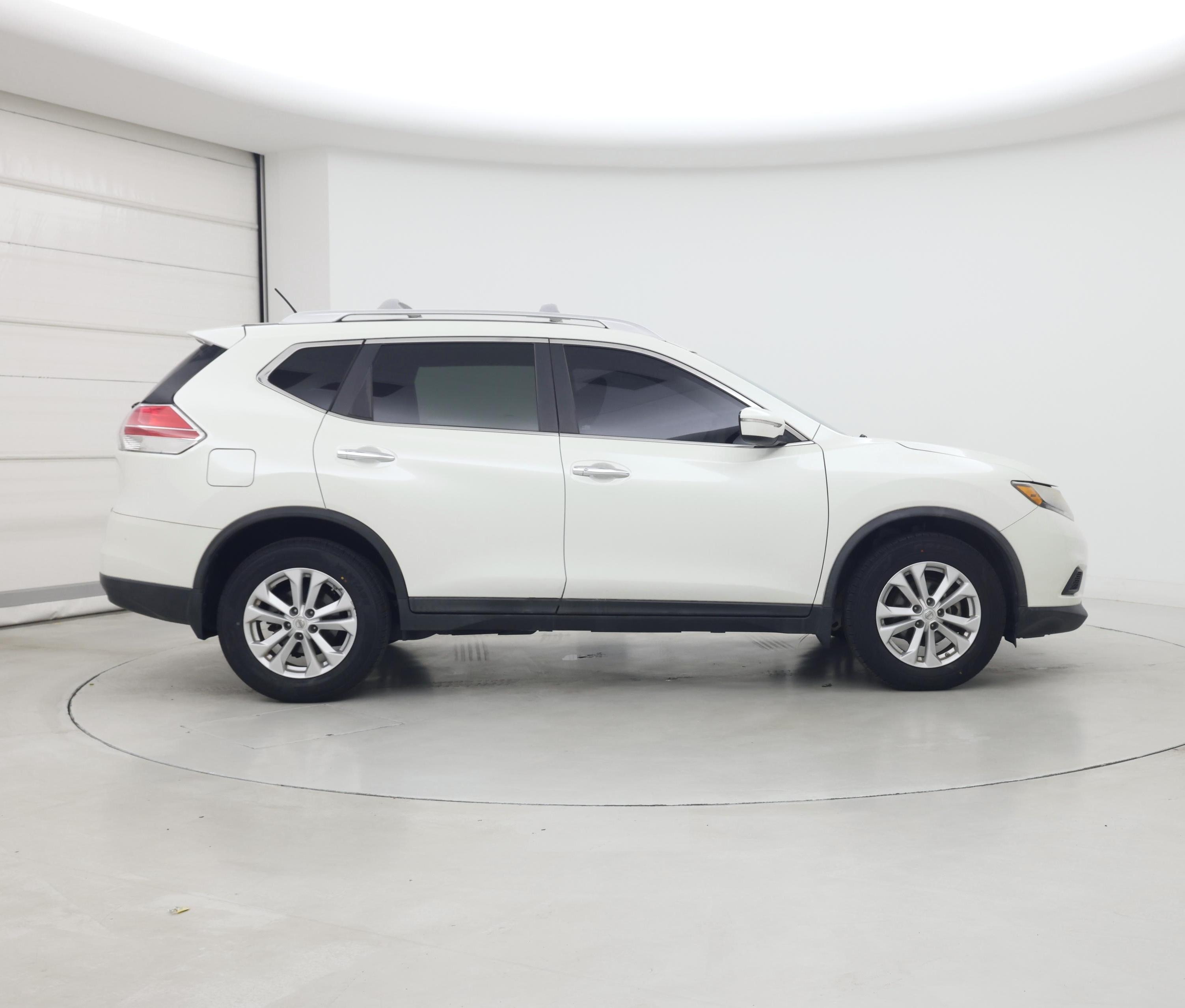 Thumbnail: 2015 Nissan Rogue - 7