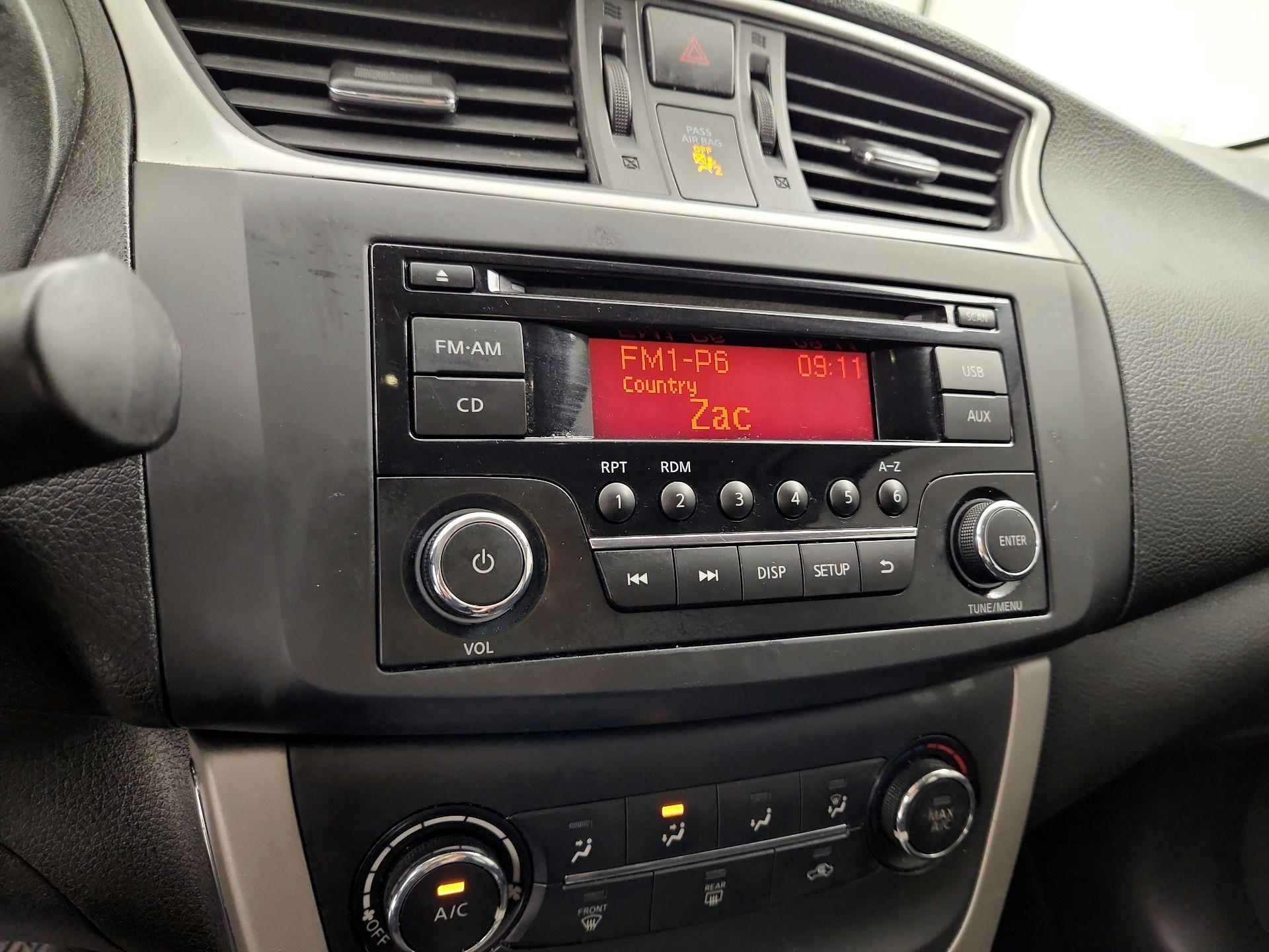 Thumbnail: 2015 Nissan Sentra - 14