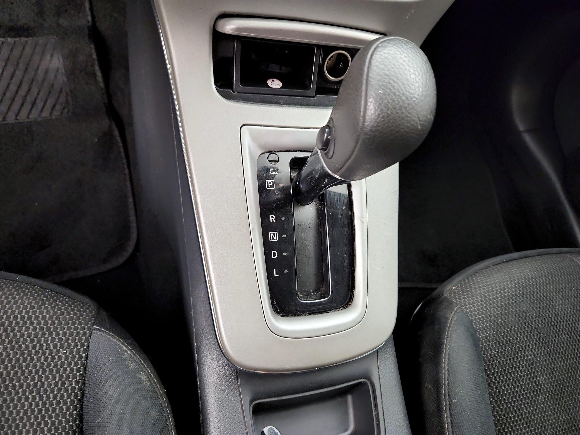 Thumbnail: 2015 Nissan Sentra - 16
