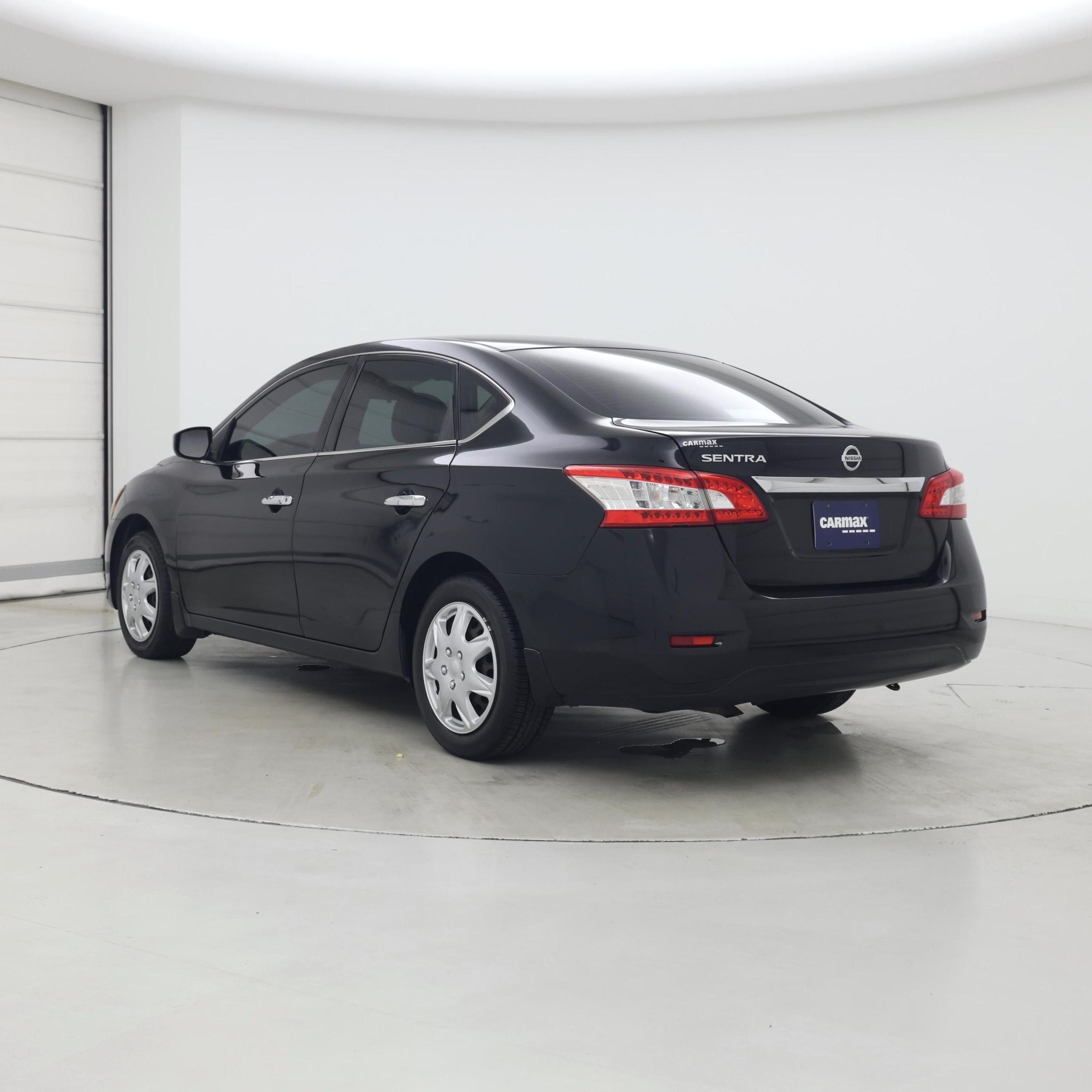 Thumbnail: 2015 Nissan Sentra - 2