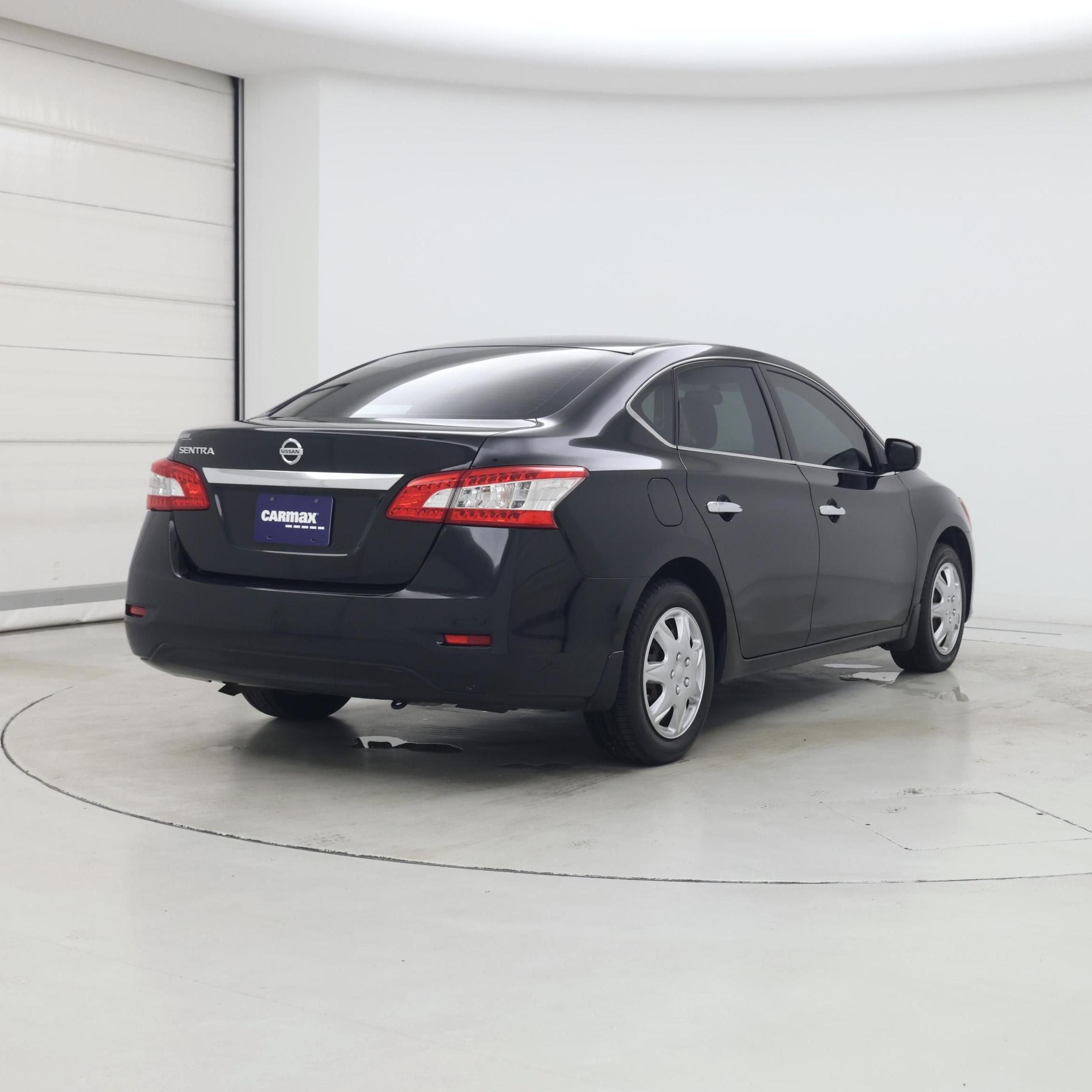 Thumbnail: 2015 Nissan Sentra - 8