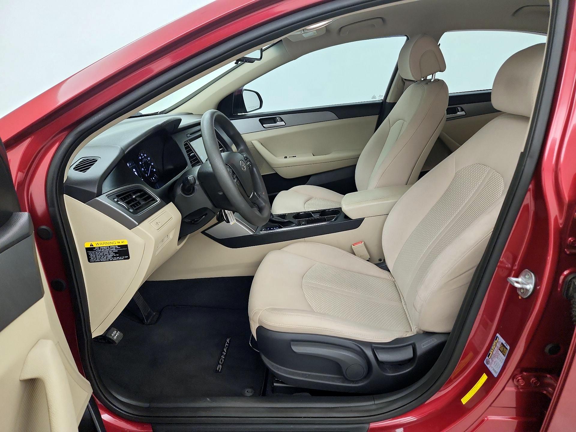 Thumbnail: 2016 Hyundai Sonata - 11