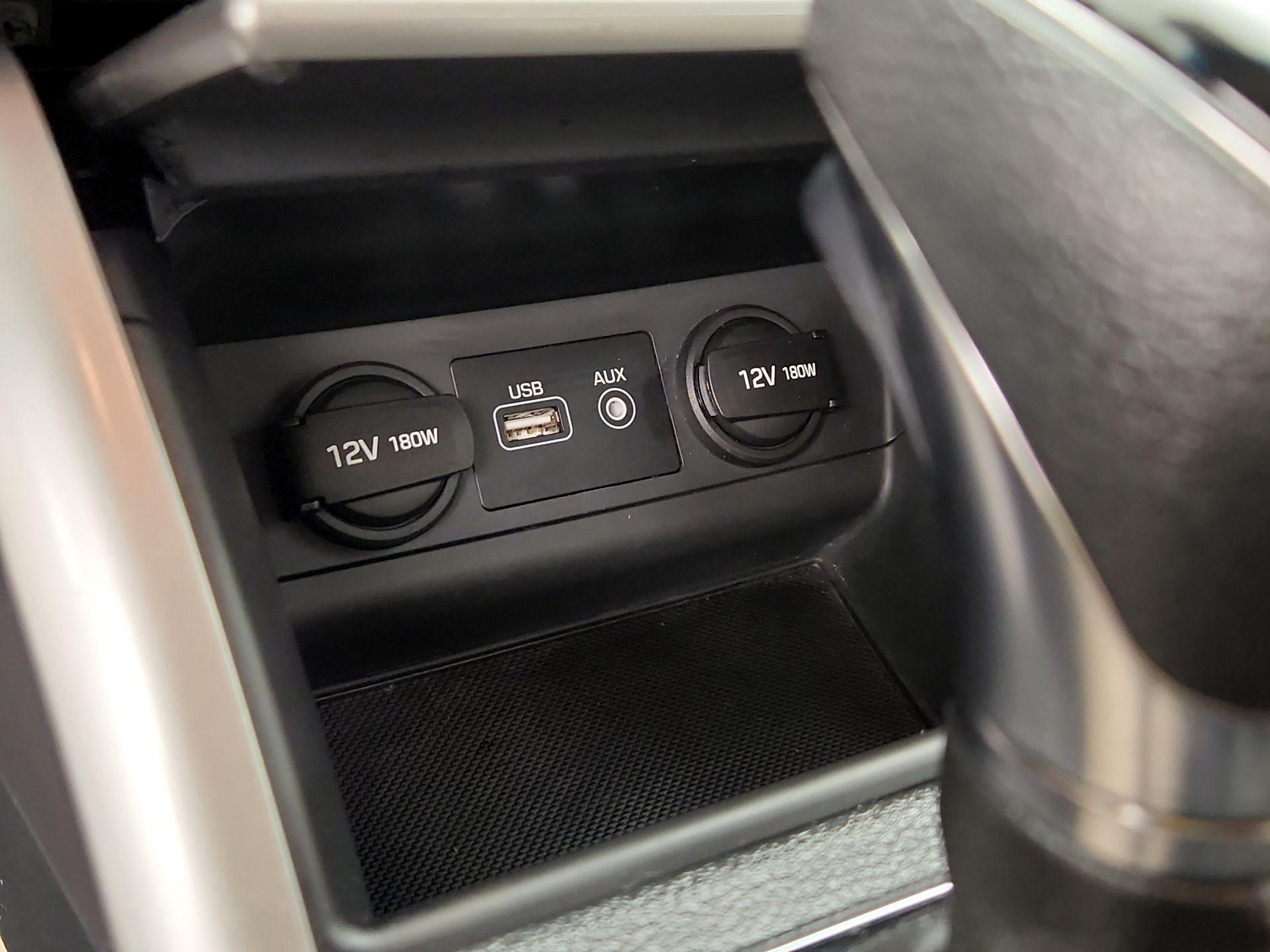 Thumbnail: 2016 Hyundai Sonata - 18
