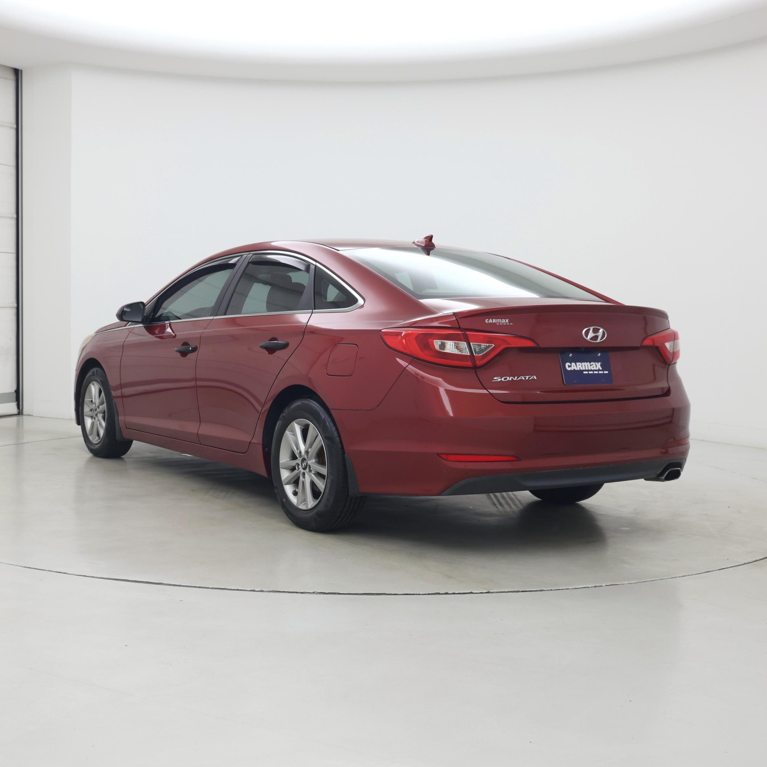 Thumbnail: 2016 Hyundai Sonata - 2